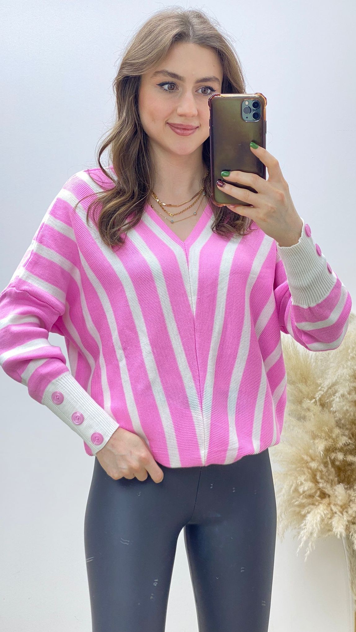 V Çizgili Triko Pembe