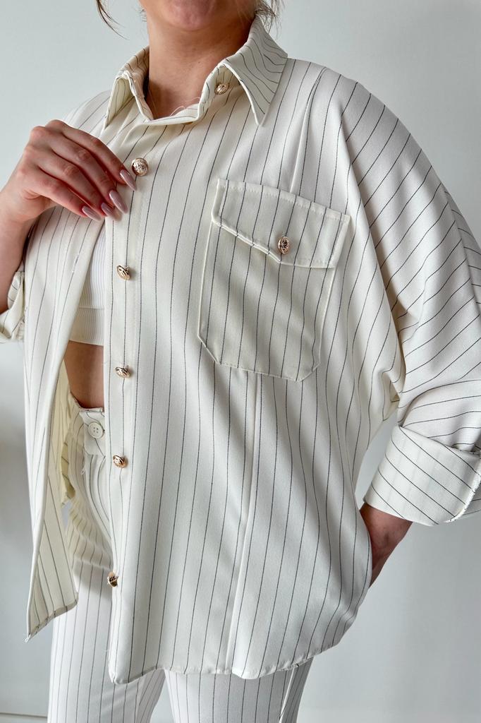 Çizgili Gömlekli Takım Ekru