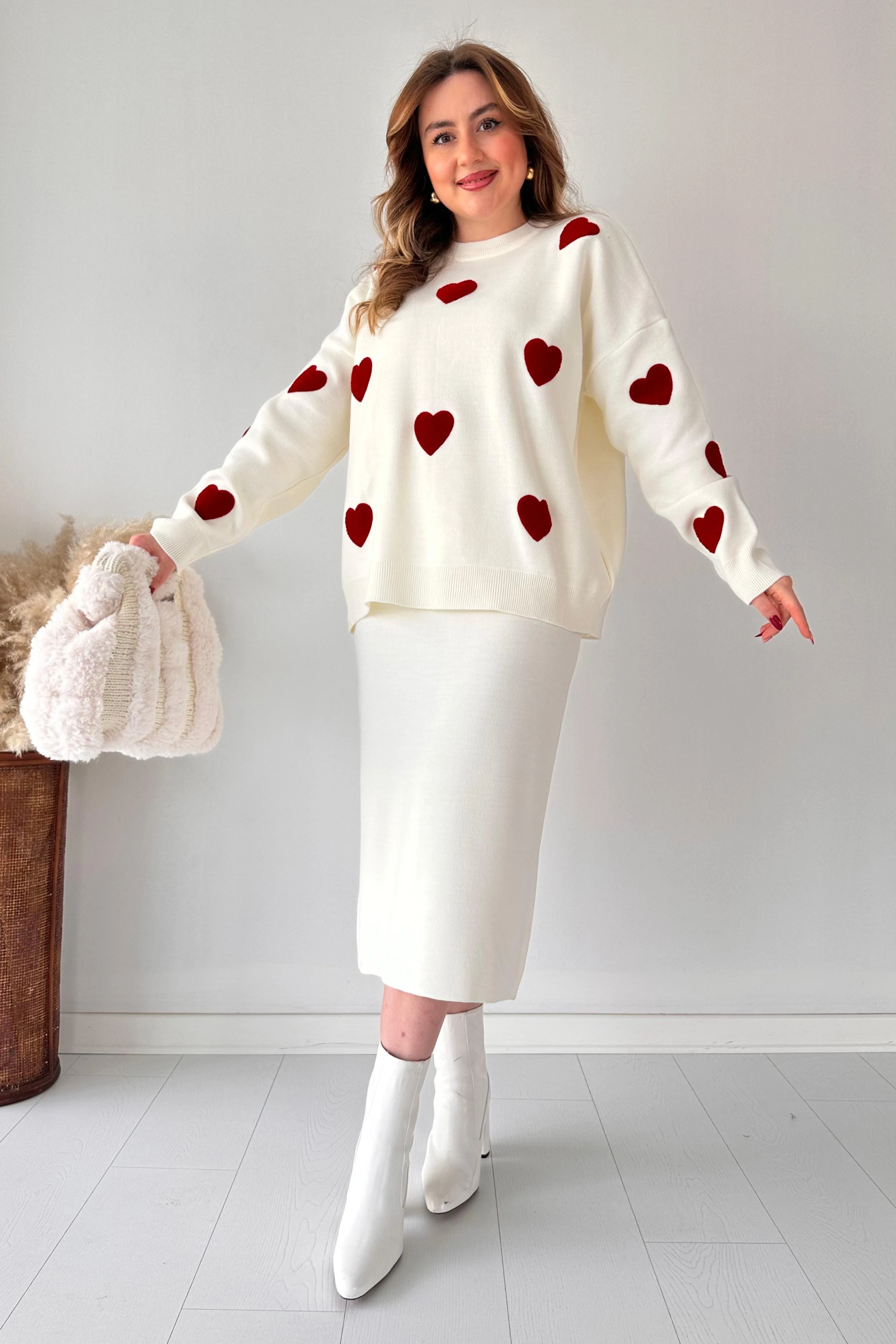 Kalpli Etekli Triko Takım