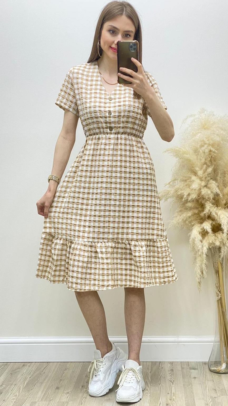 Düğmeli Pötikare Kloş Elbise Bej