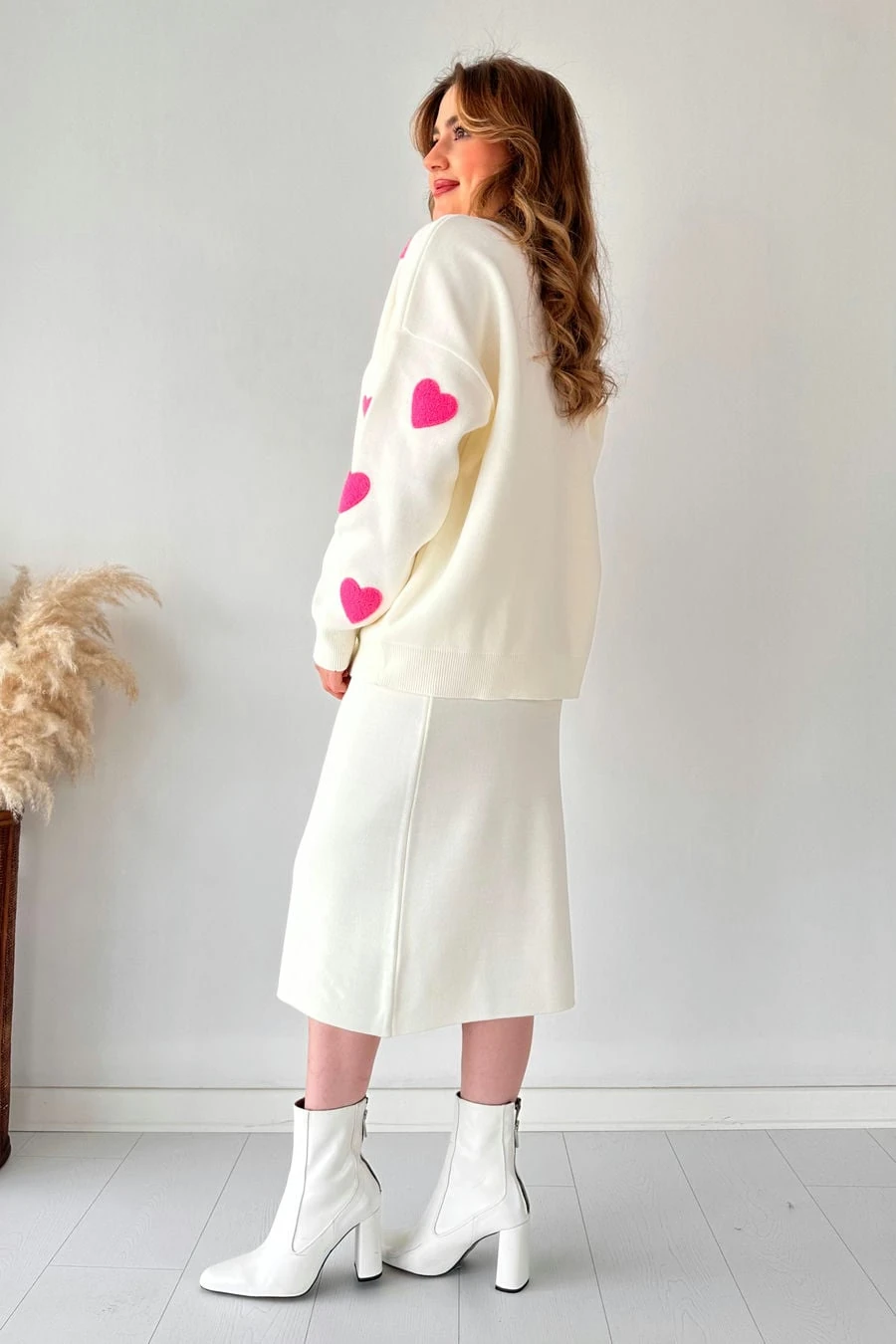 Kalpli Etekli Triko Takım