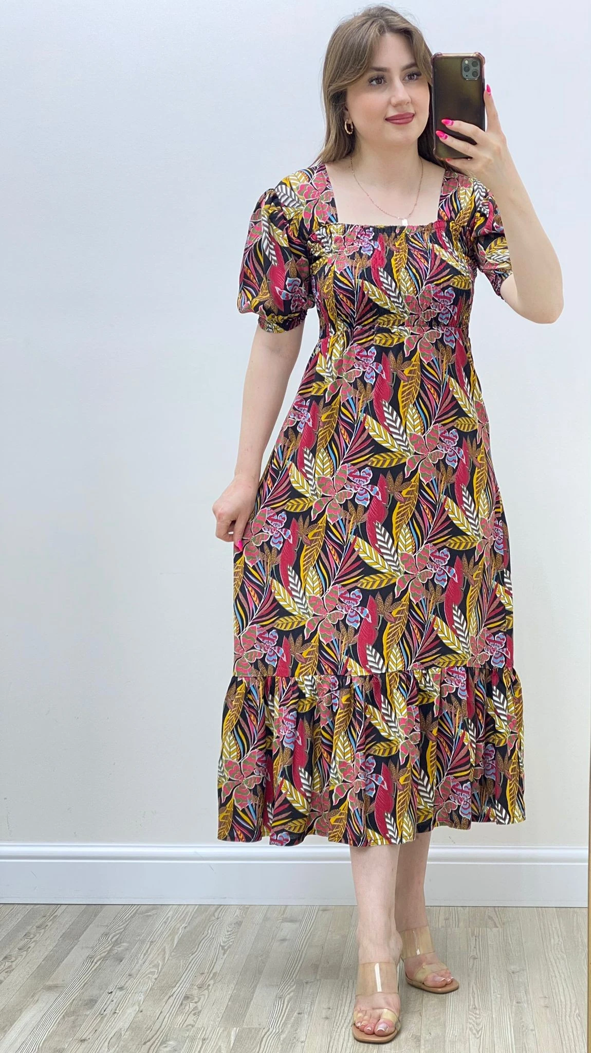 Gipeli Yaprak Elbise Siyah