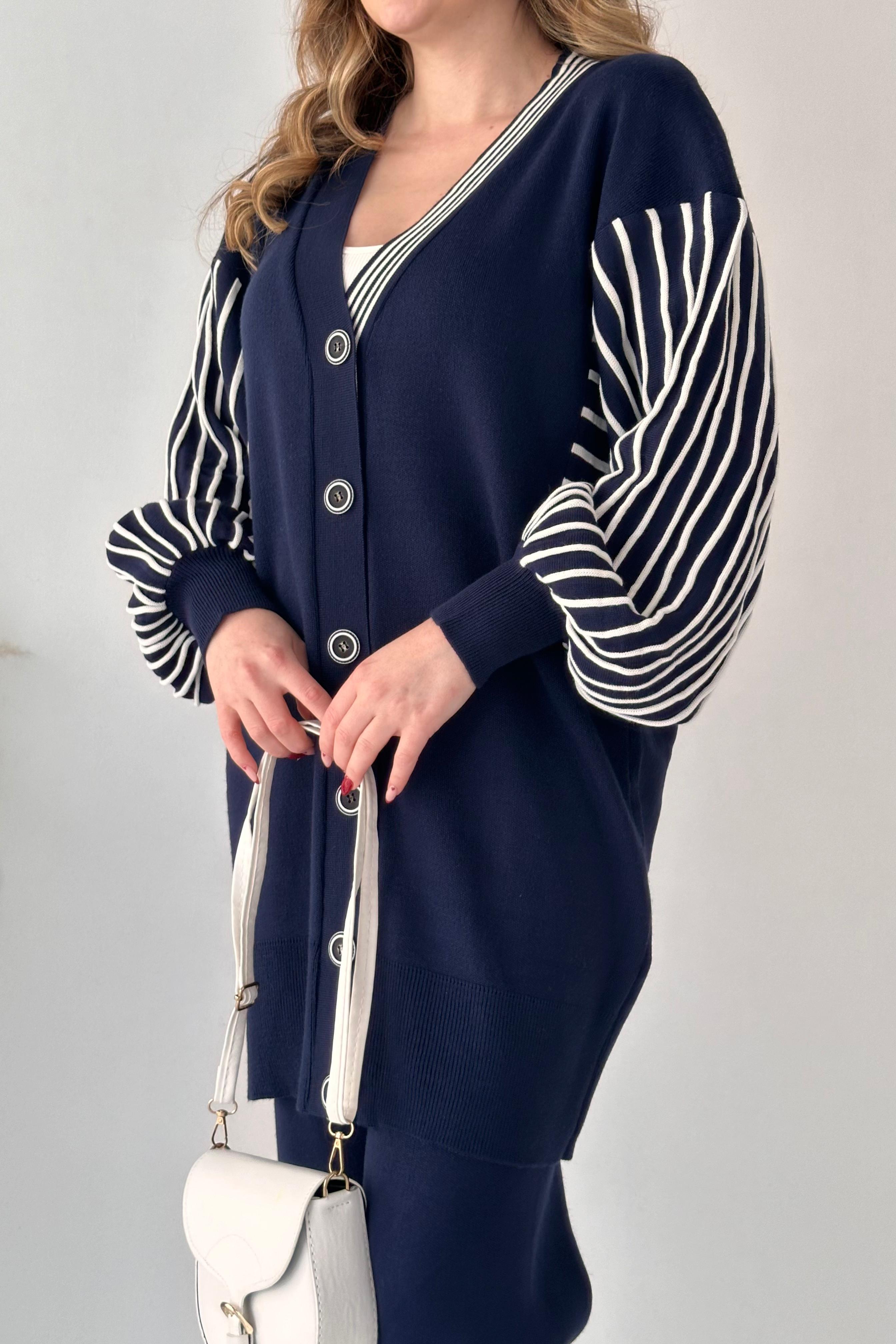 Balon Kol Çizgili Triko Takım