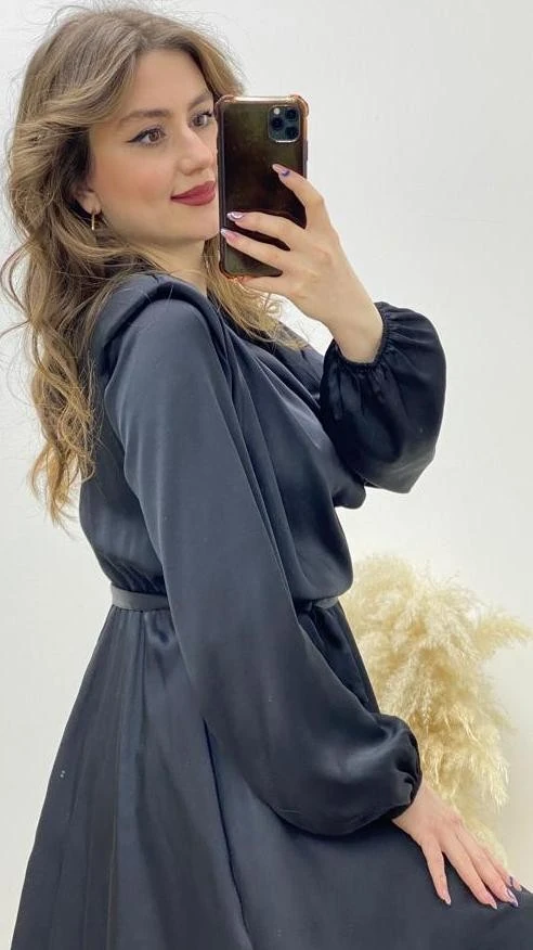 Degaje Yaka Saten Elbise Siyah