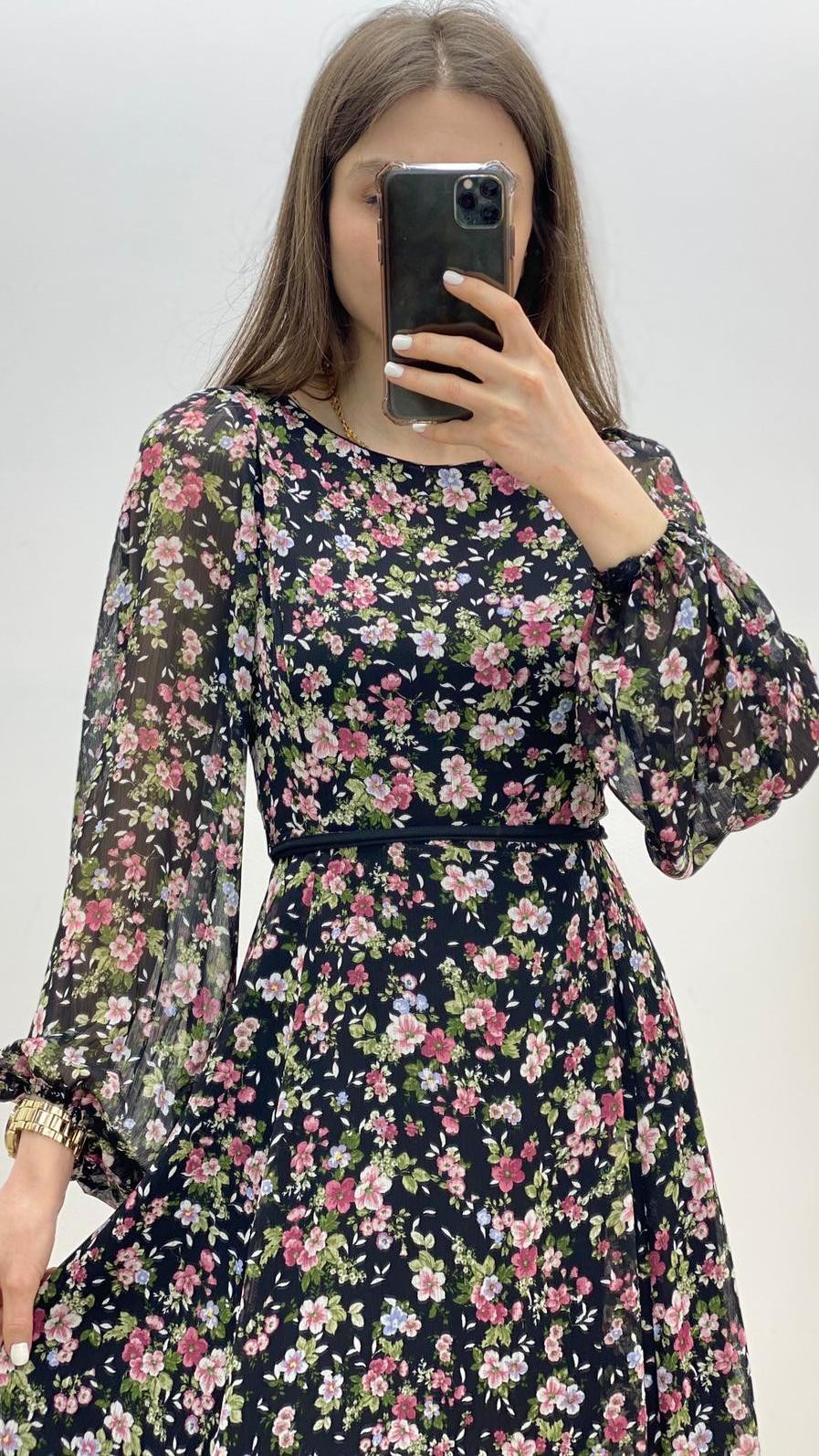 Minik Çiçekli Kuşaklı Şifon Elbise Siyah