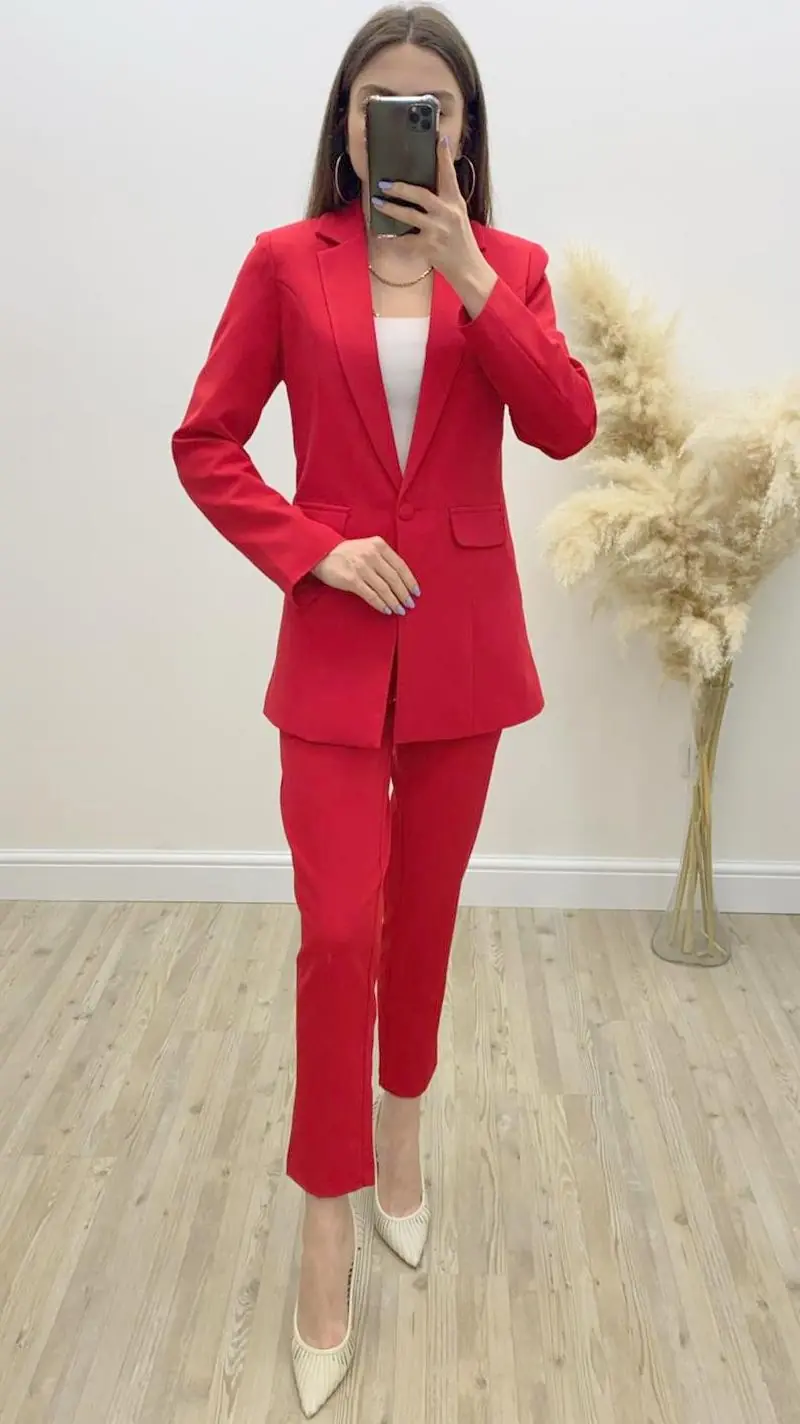 Atlas Kumaş İkili Takım Elbise Kırmızı · 4