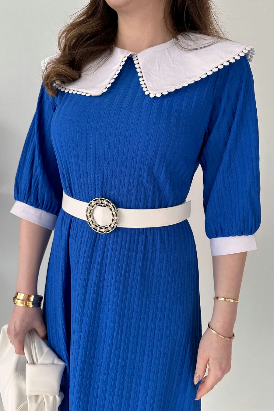 Fisto Yakalı Kemerli Elbise