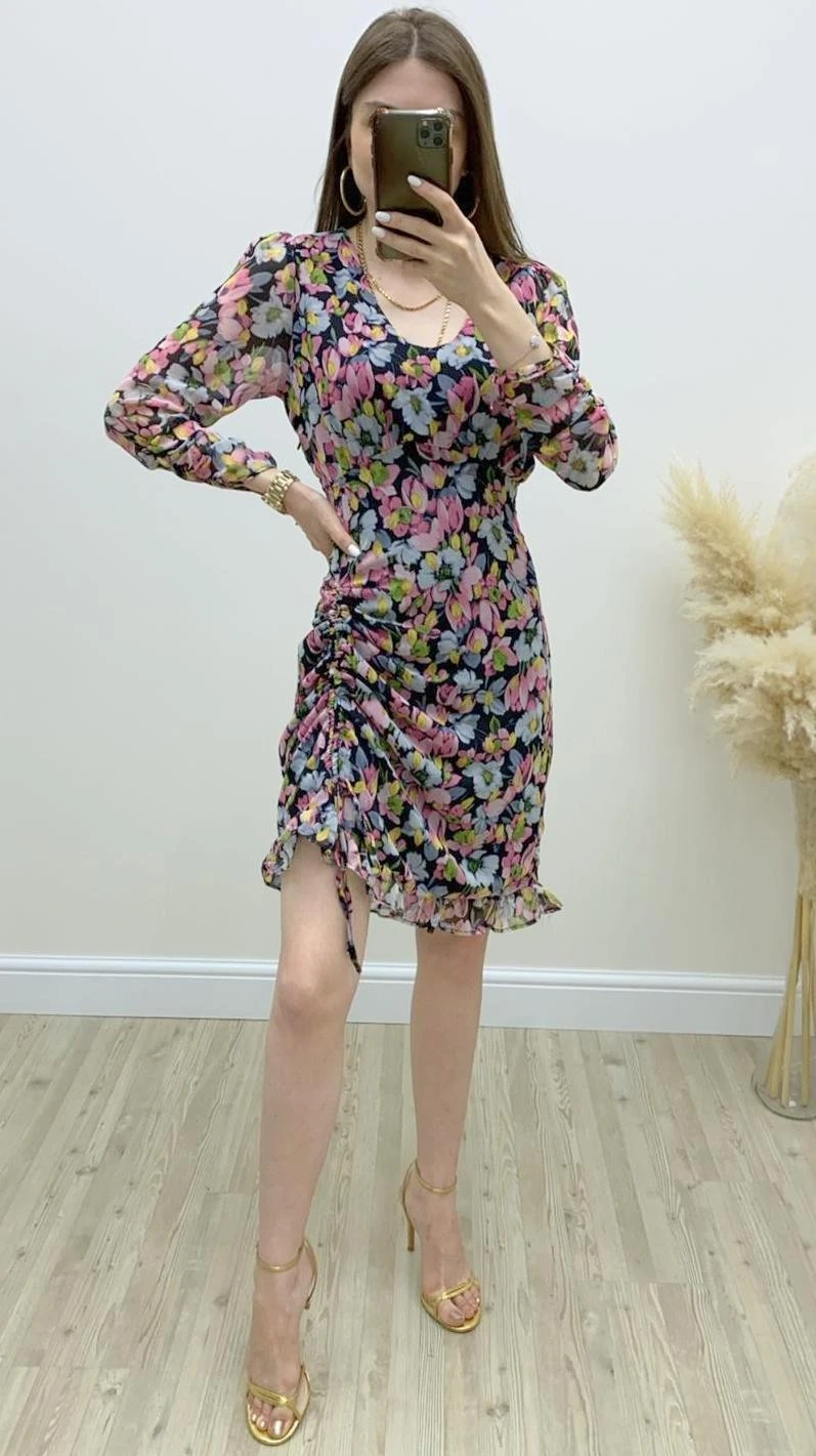 Büzgü Yırtmaçlı Lale Desen Şifon Elbise Pembe