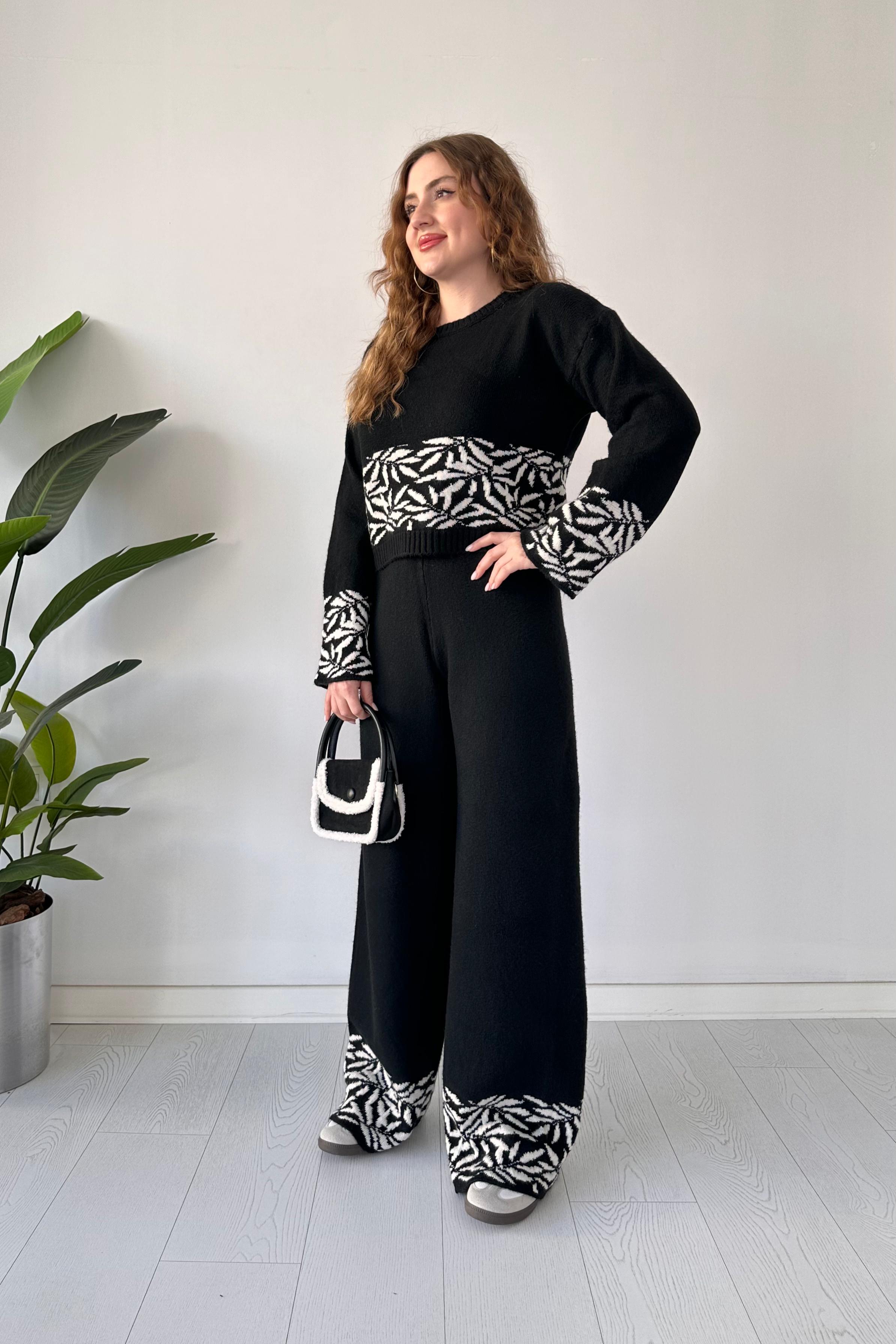 Yapraklı Triko Takım