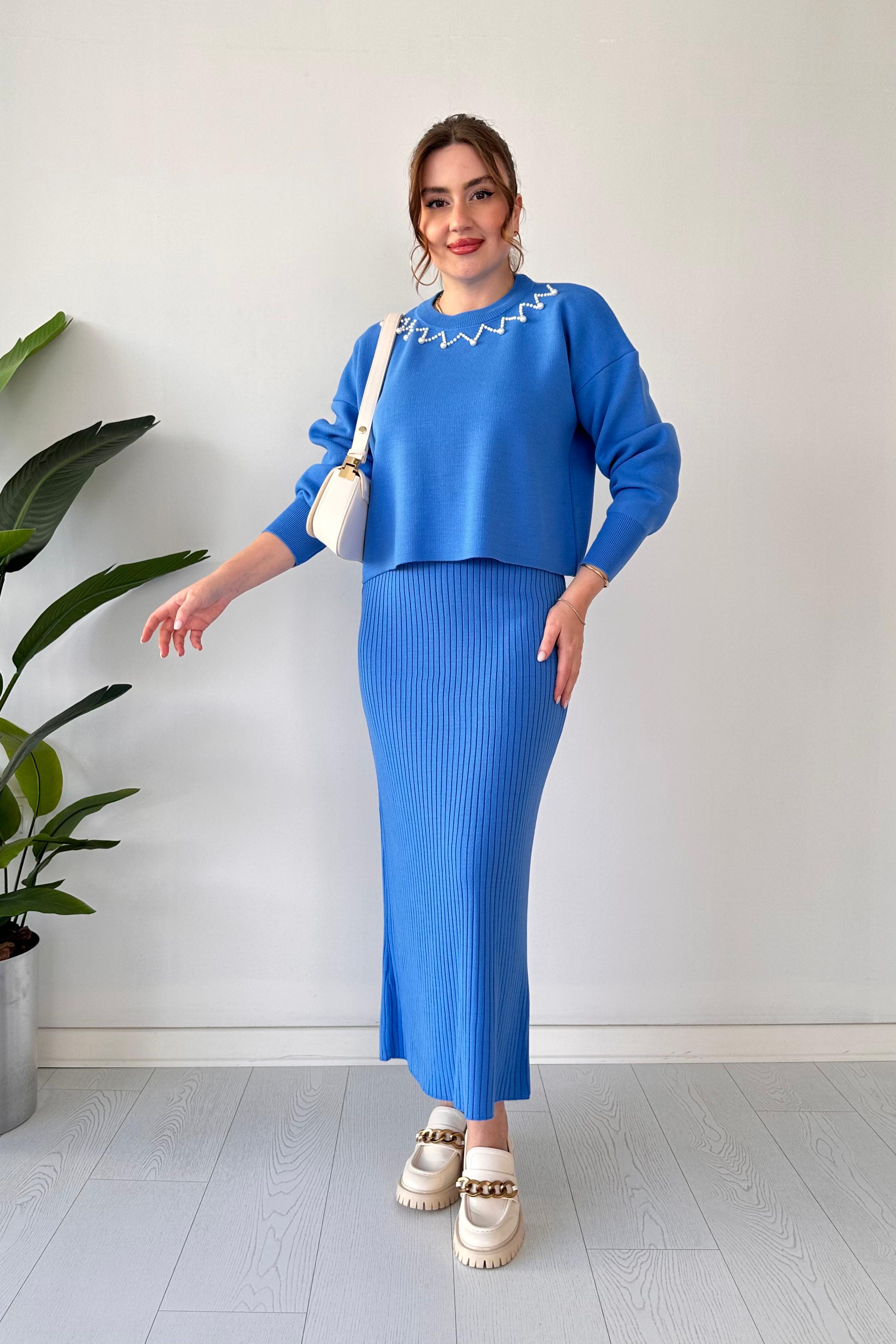 İnci Yakalı Kazak Elbise Takım