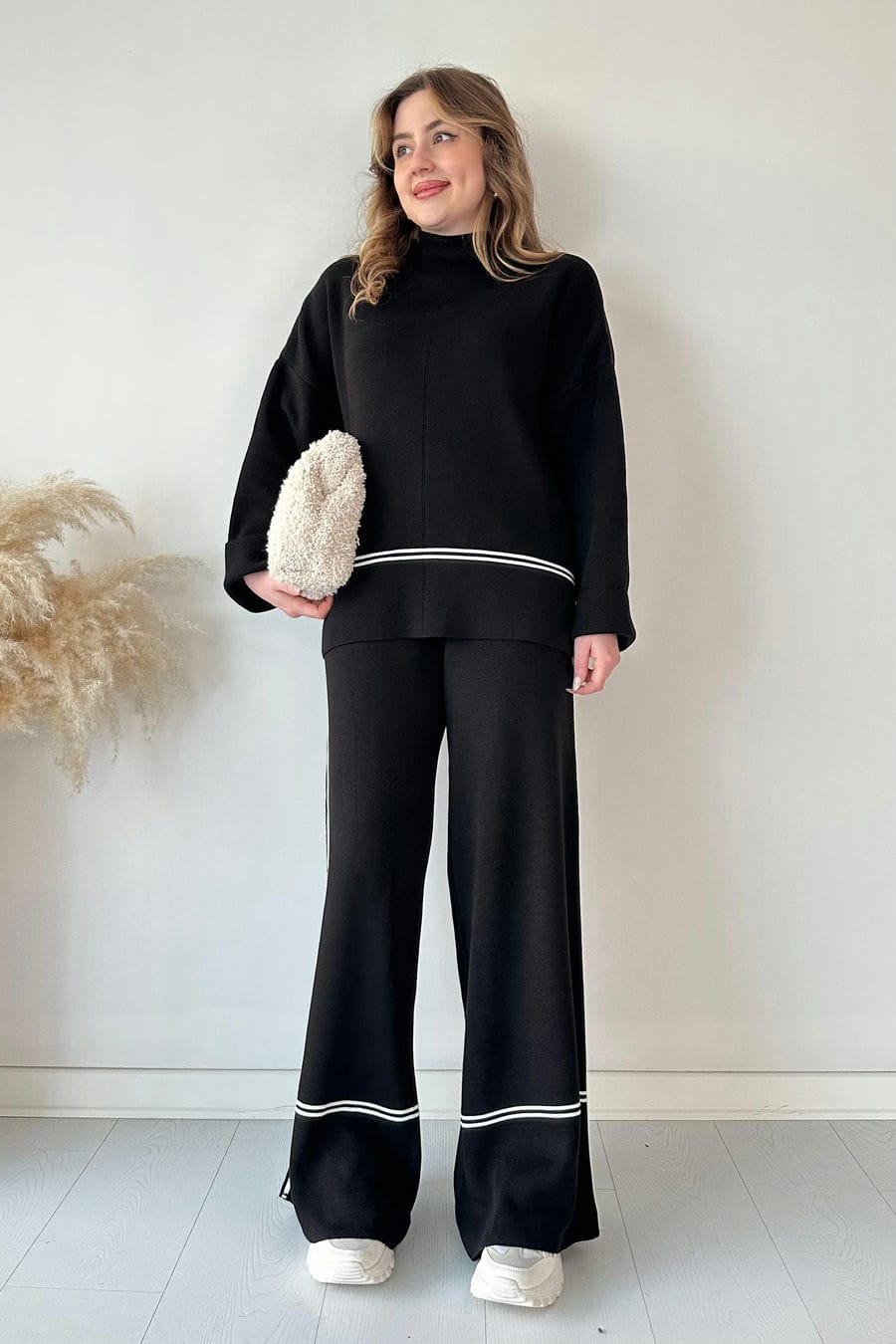 Şeritli Triko Takım