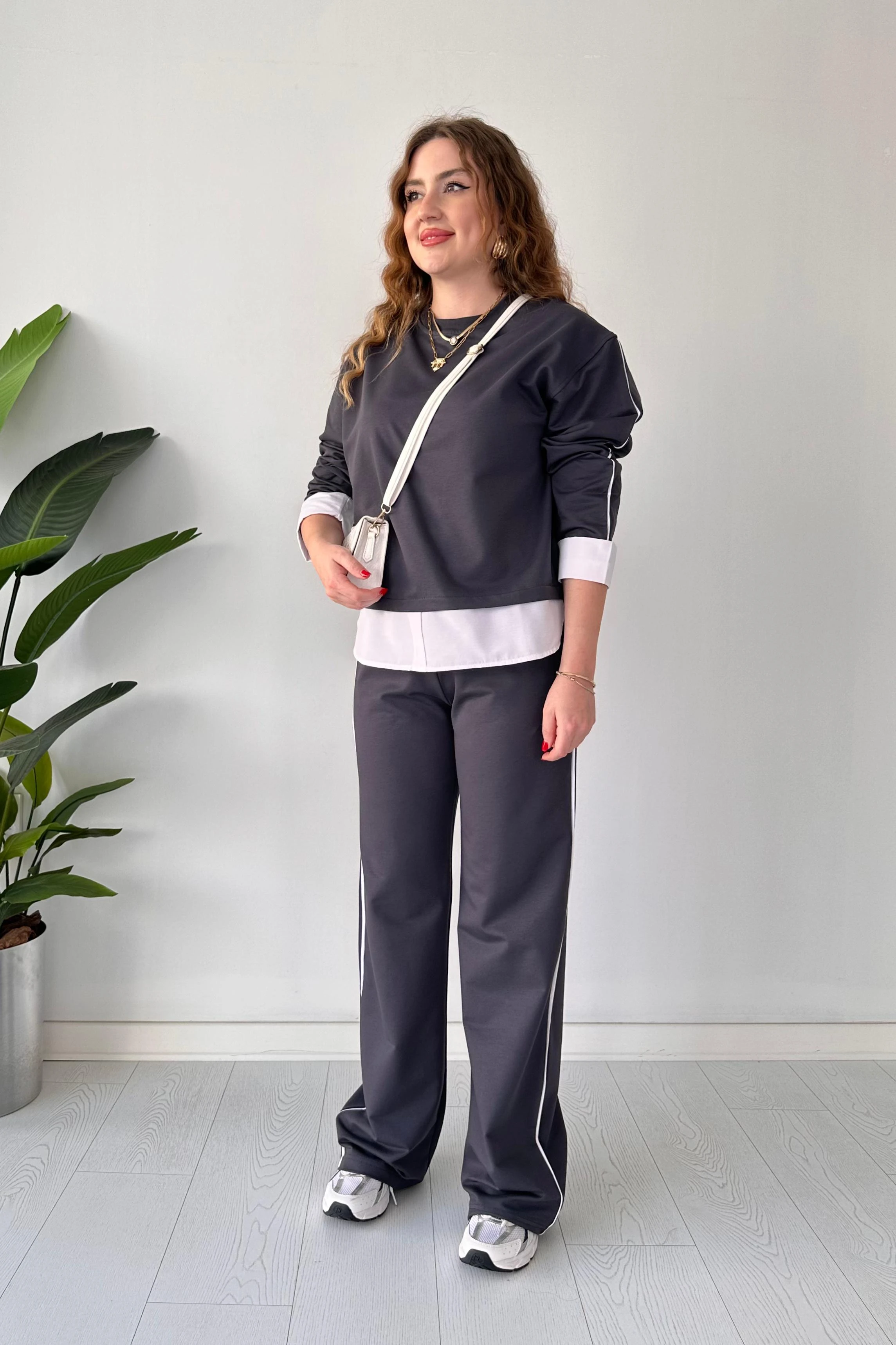 Gömlek Detay Polarsız Eşofman Takımı