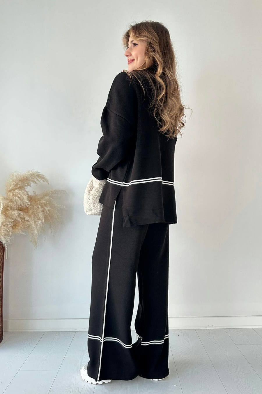 Şeritli Triko Takım