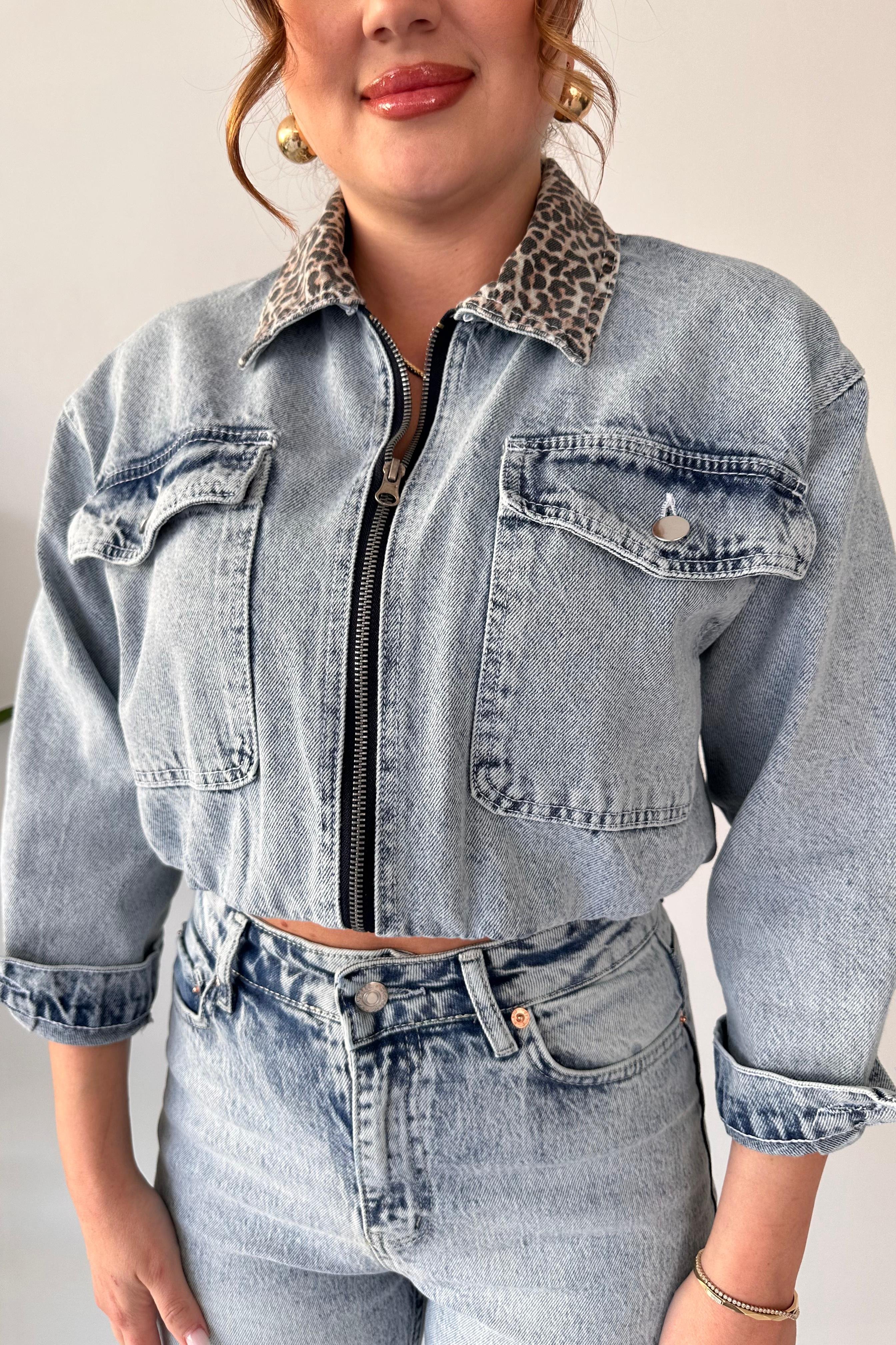 Leopar Yakalı Denim Ceket