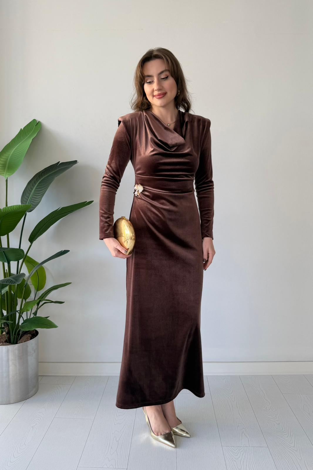 Degaje Kadife Elbise