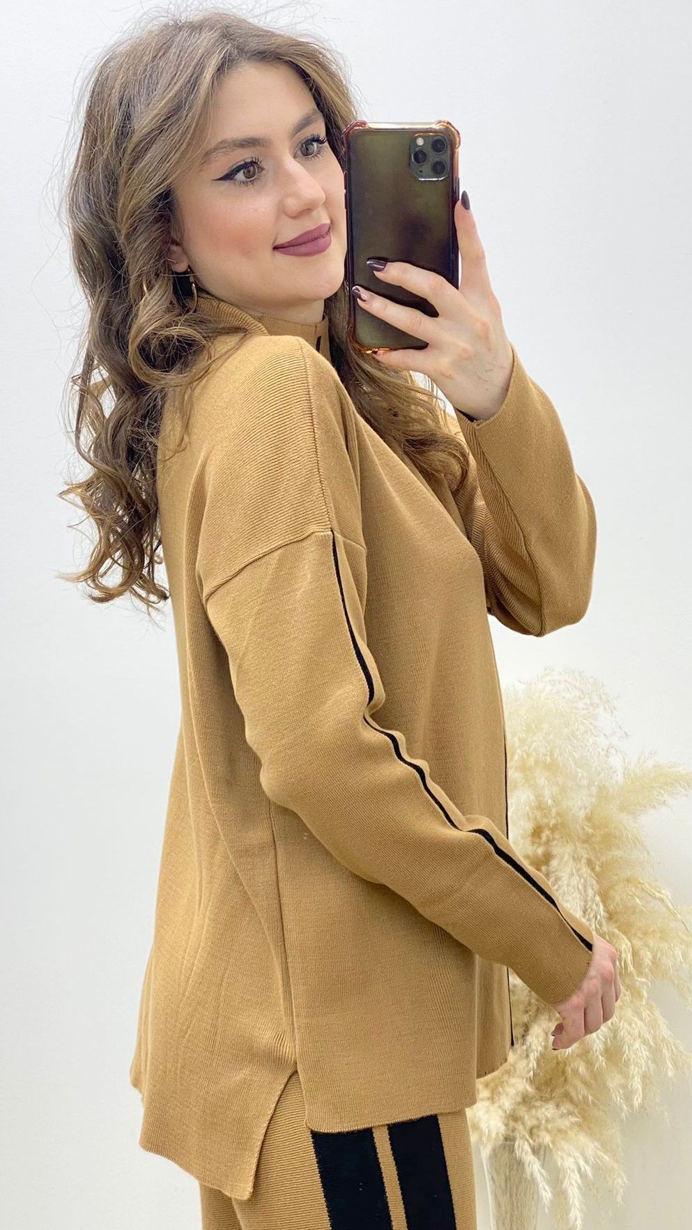 İnce Çizgili Triko Takım Bej