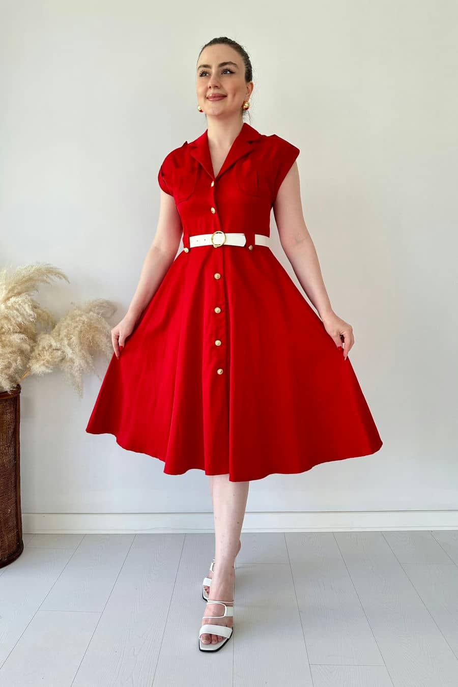 Gold Düğmeli Kemerli Elbise