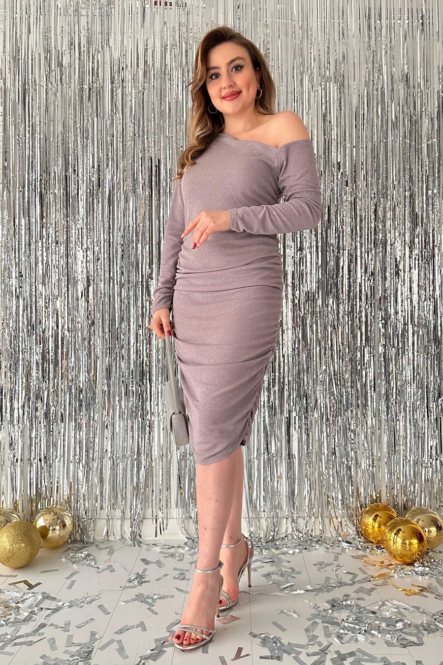 Simli Omuz Dekolte Elbise