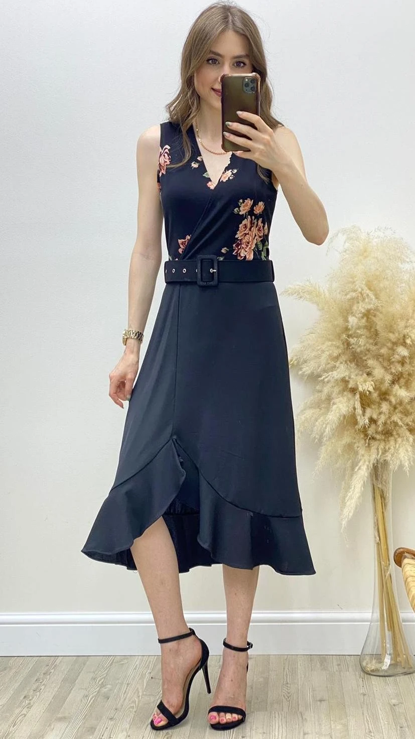 Volanlı Kolsuz Çiçekli Elbise Siyah