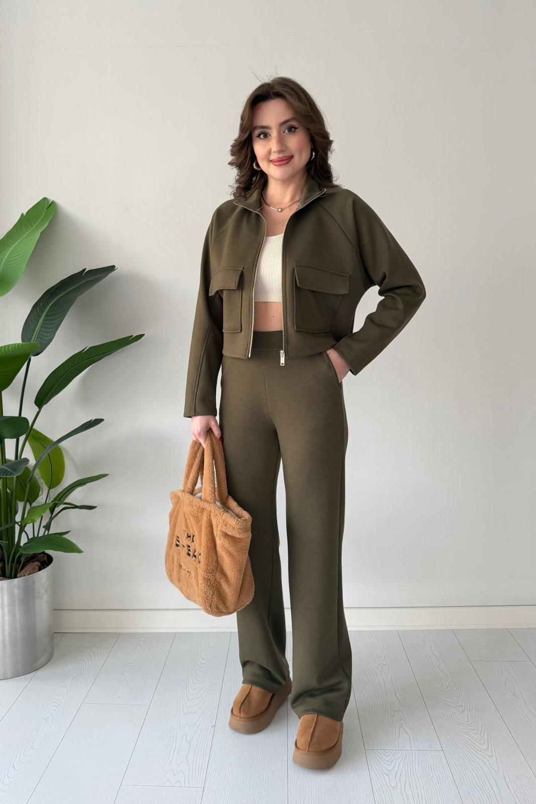 Önü Cepli İkili Takım