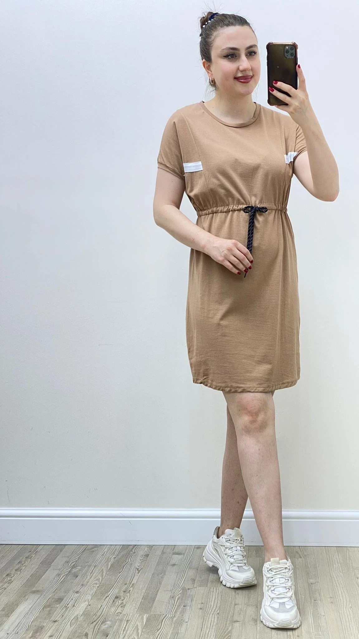 Bağcıklı Spor Elbise Bej