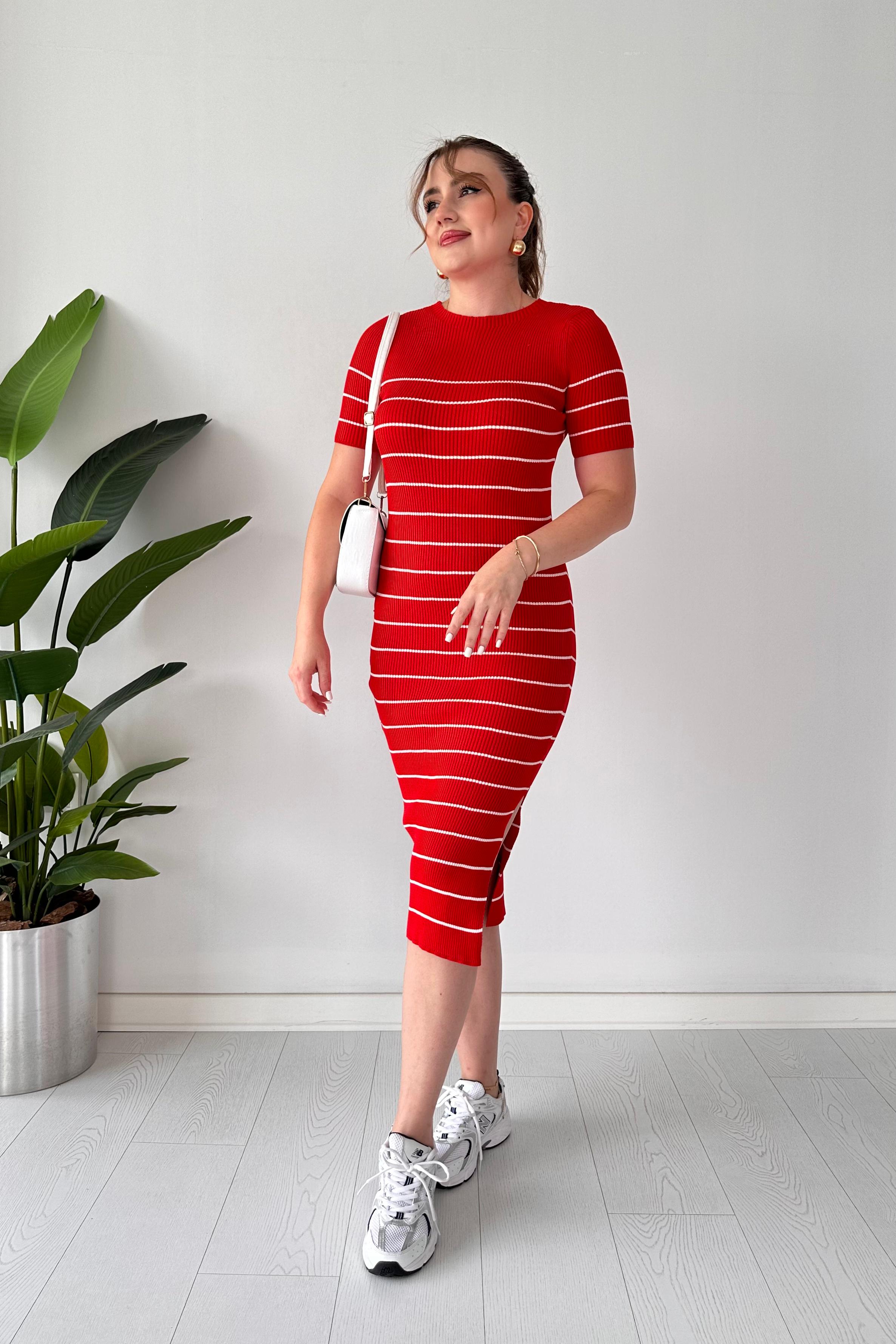 Çizgili Triko Elbise