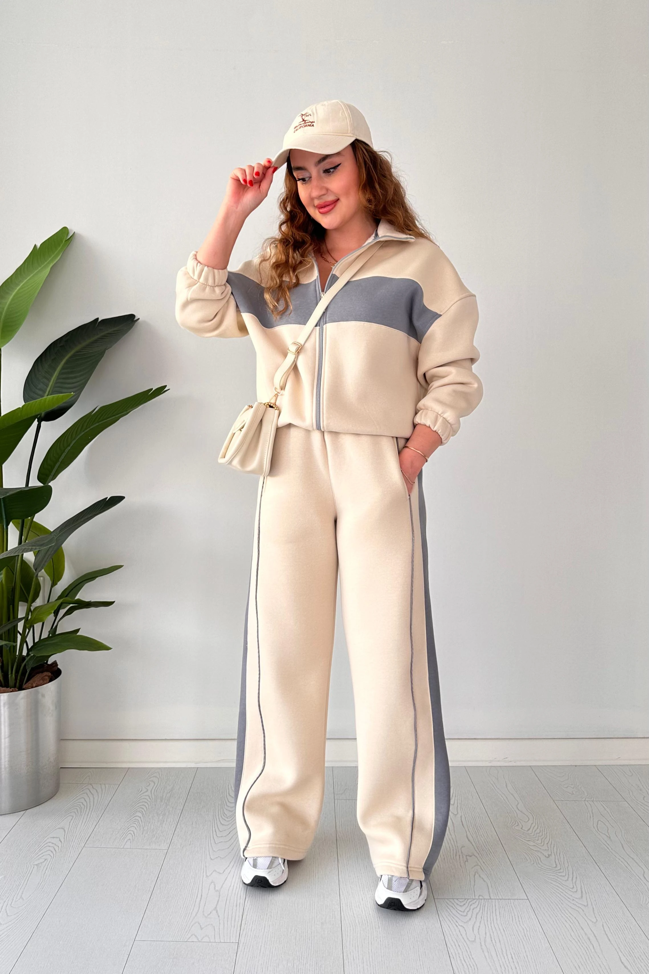 Şeritli İçi Polar Eşofman Takımı