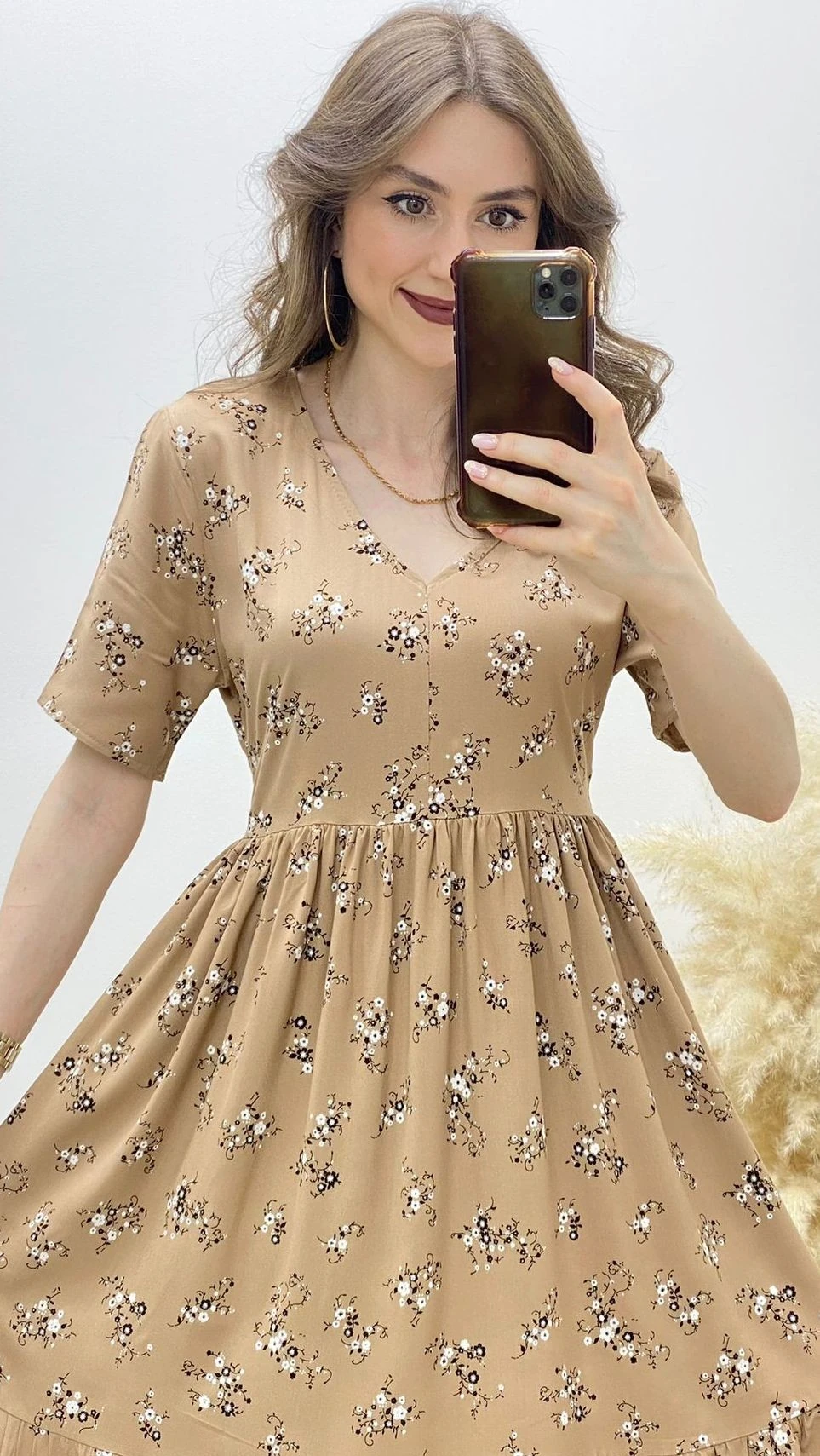 Kır Papatyalı Viskon Elbise Bej