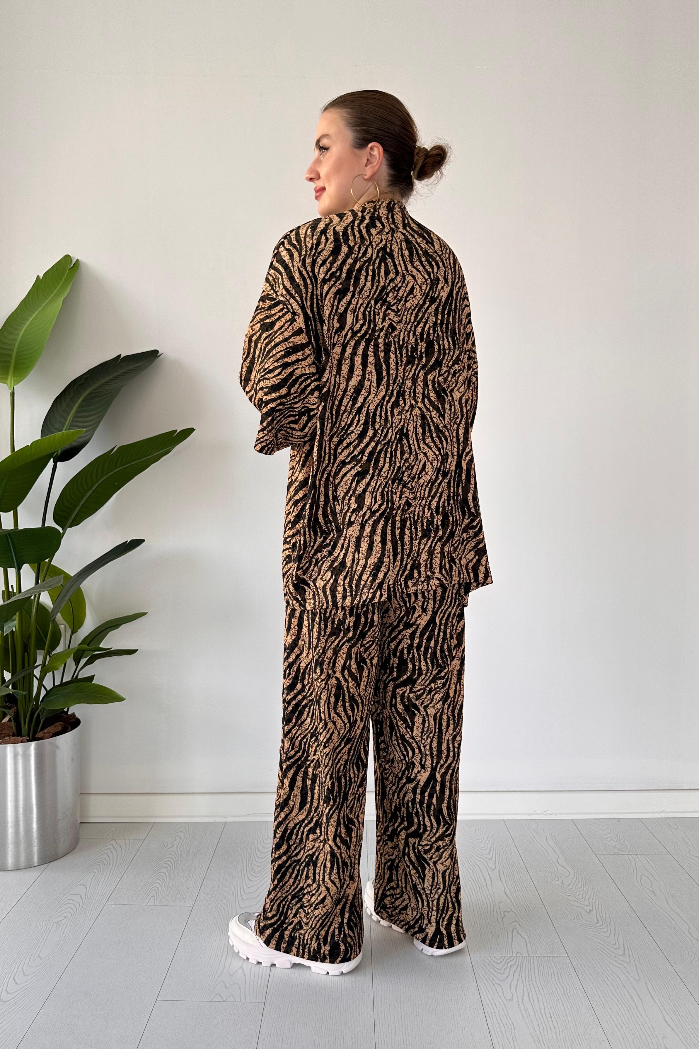 İnce Zebra Gofre Takım