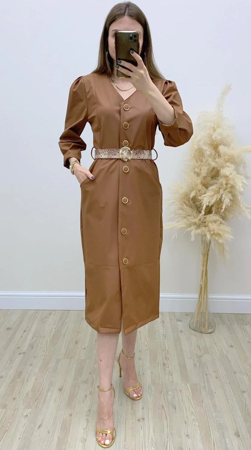 Düğmeli Kemerli Deri Elbise Taba