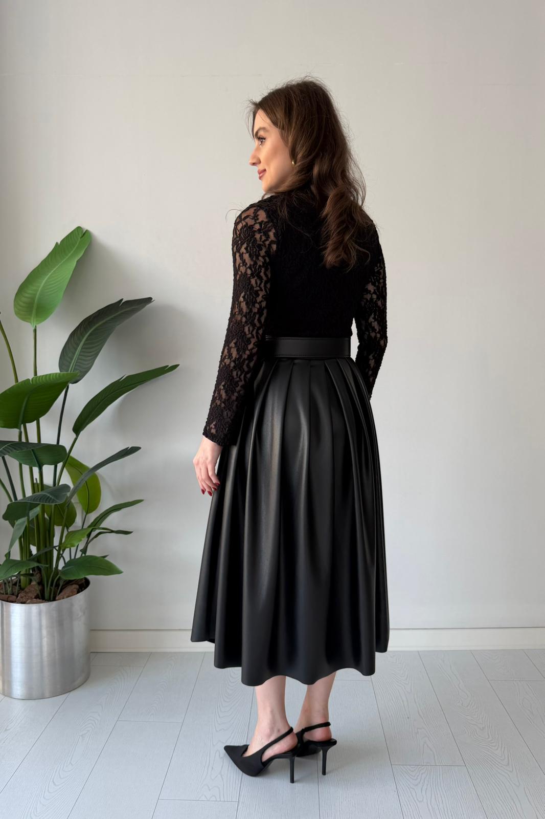 Deri Etekli Dantel Elbise