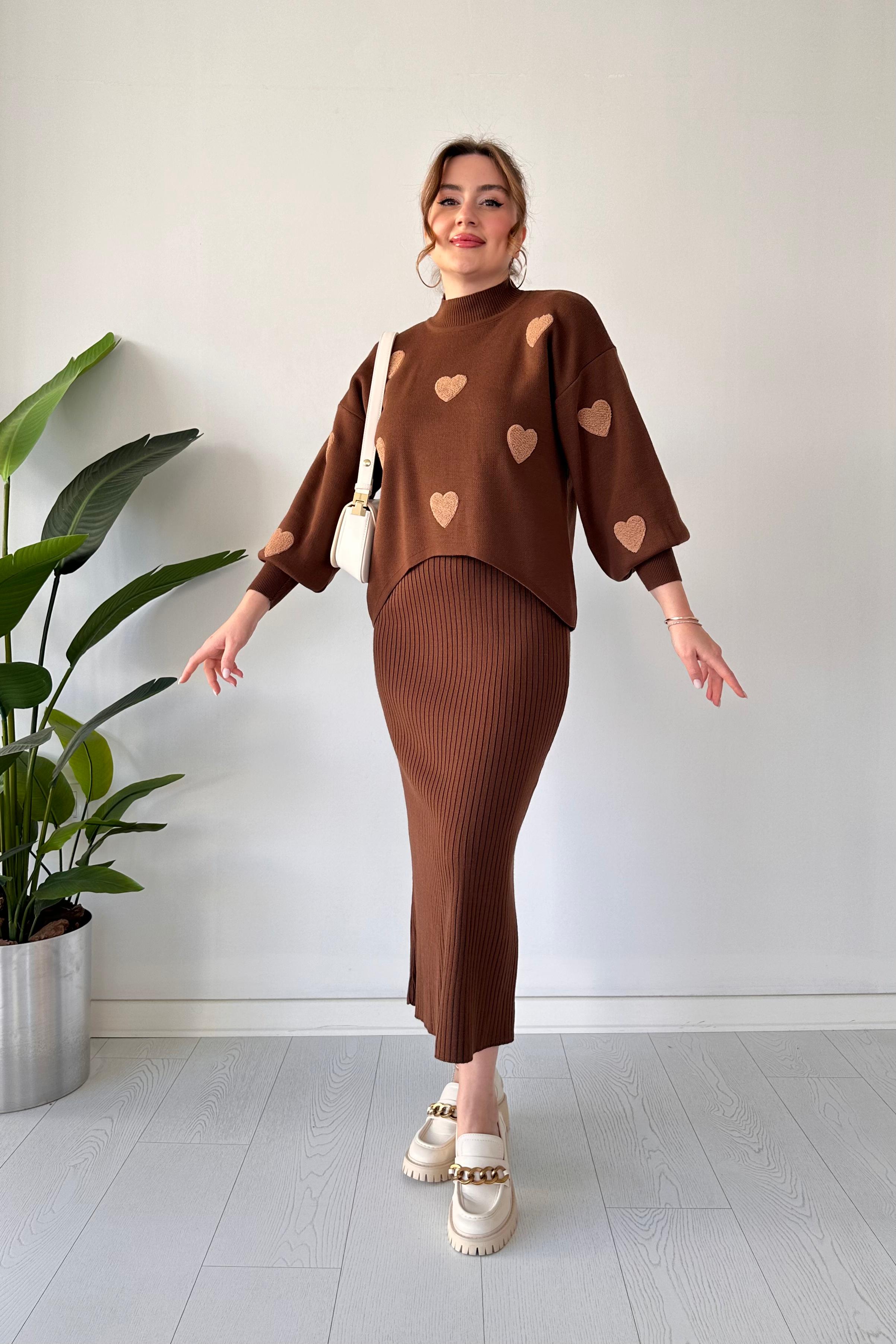 Kalp Kazak Elbise Takım