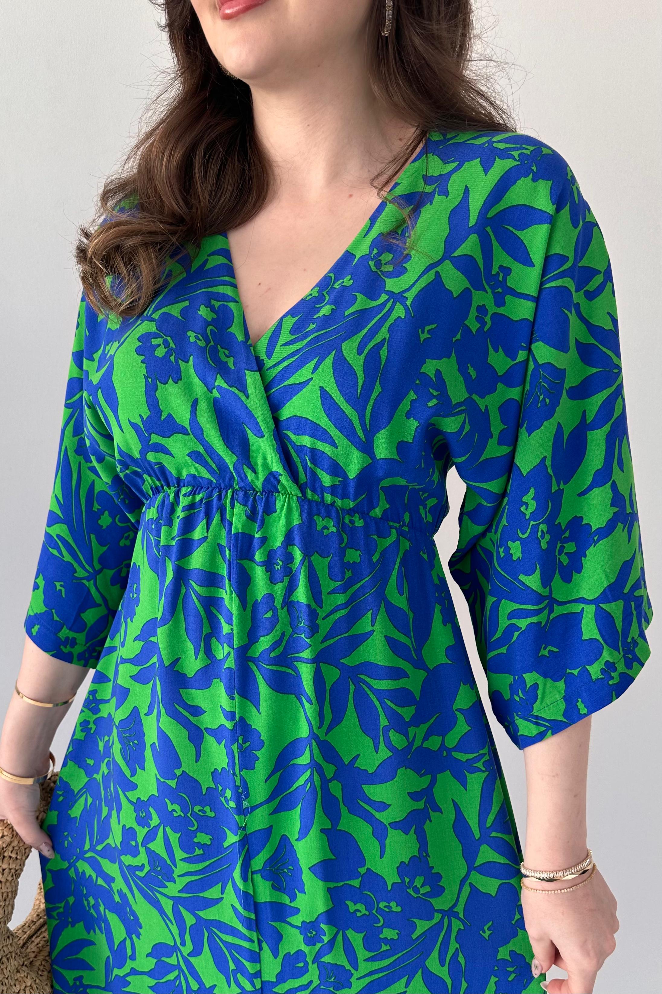 Yaprak Yarasa Elbise