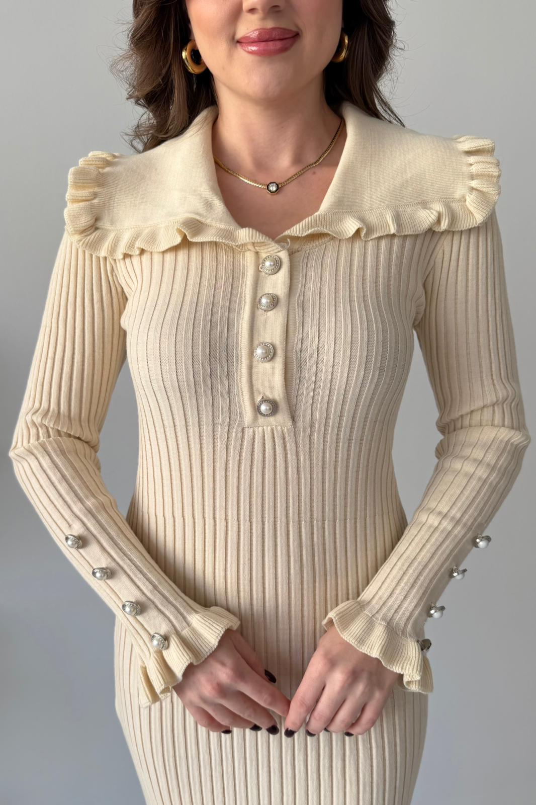 Geniş Yaka Triko Elbise