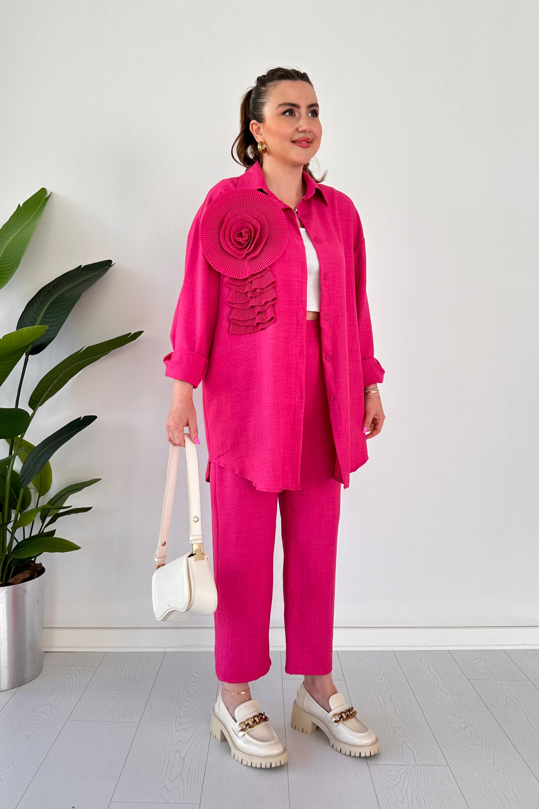 Çiçek Detay Keten Takım