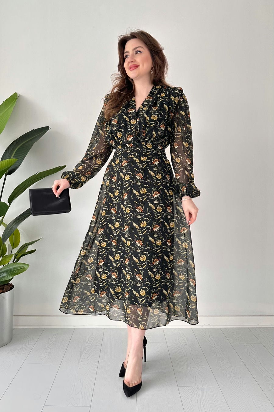 Vatkalı Karanfil Şifon Elbise