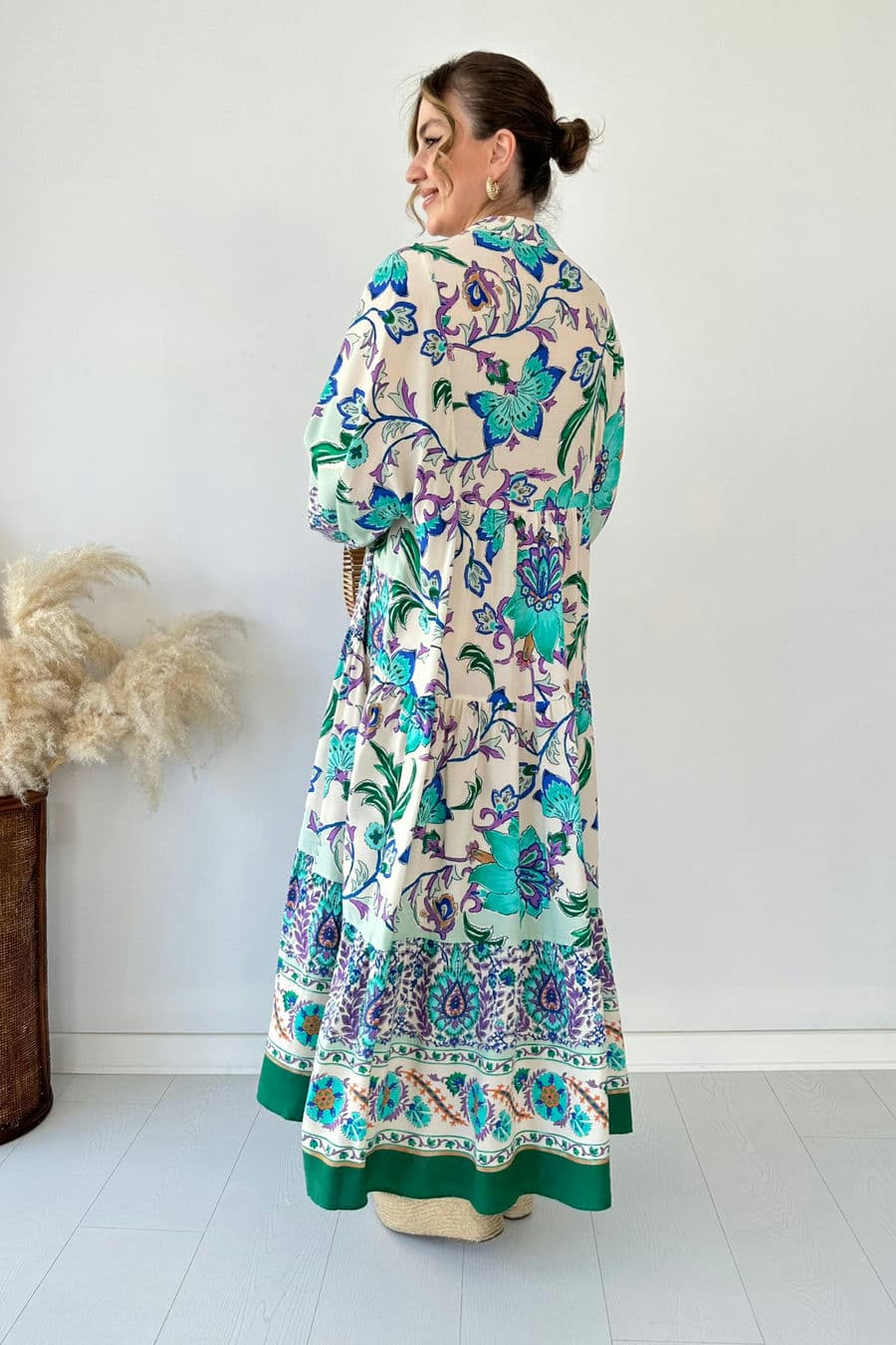 Dökümlü Karanfil Elbise