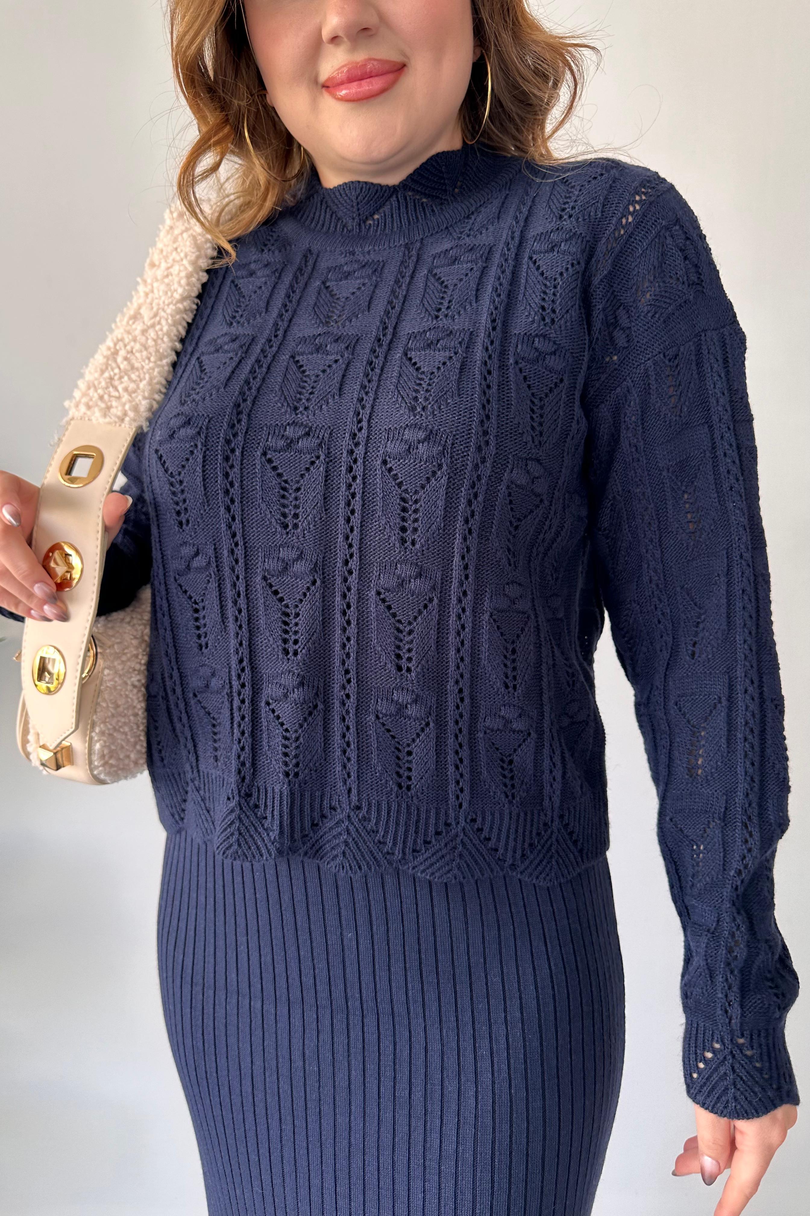 Piramit Ajurlu Kazak-Elbise