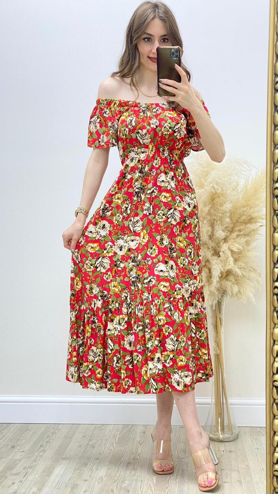 Madonna Bej Güllü Elbise Kırmızı