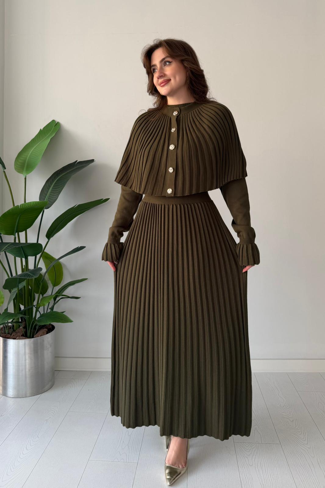 Pelerinli Triko Elbise - Haki