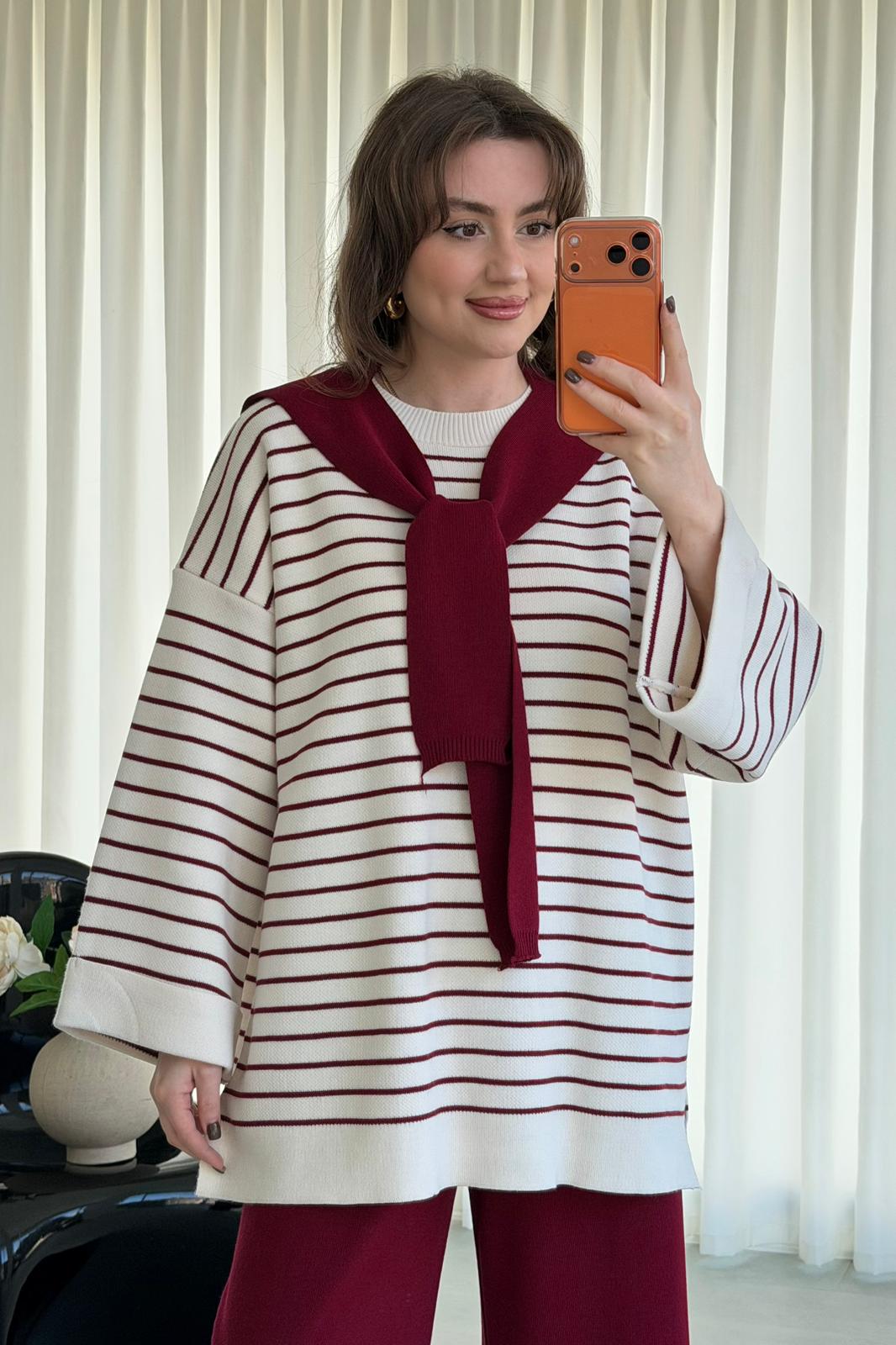 Bağlama Detaylı Triko Takım