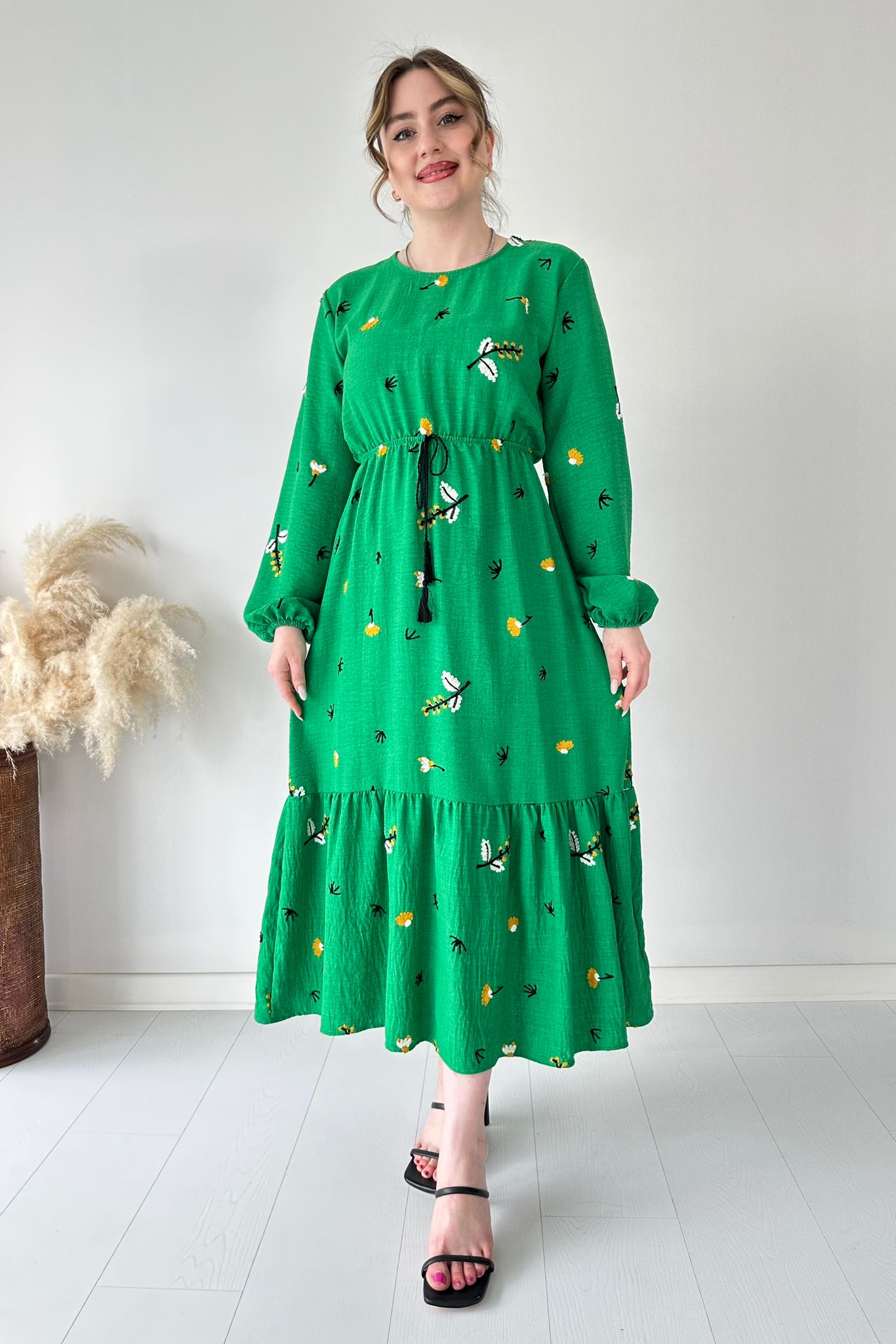 Nakışlı Bel Lastik Elbise Yeşil