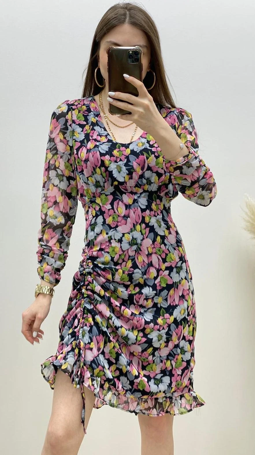 Büzgü Yırtmaçlı Lale Desen Şifon Elbise Pembe