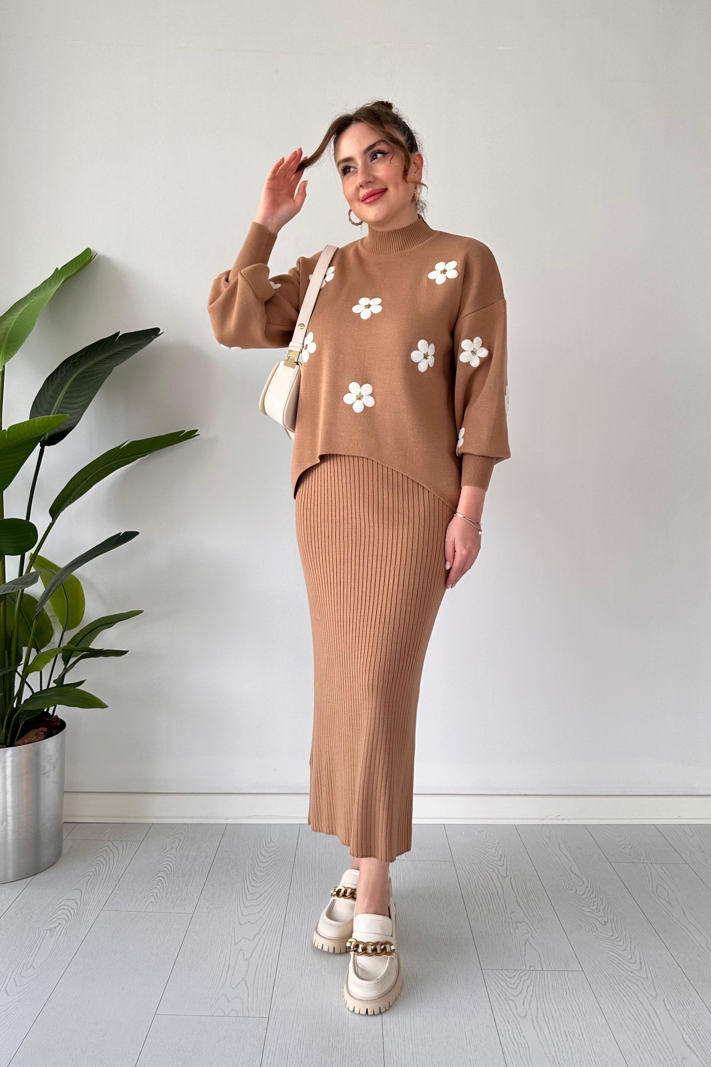 Papatyalı Kazak Elbise Takım