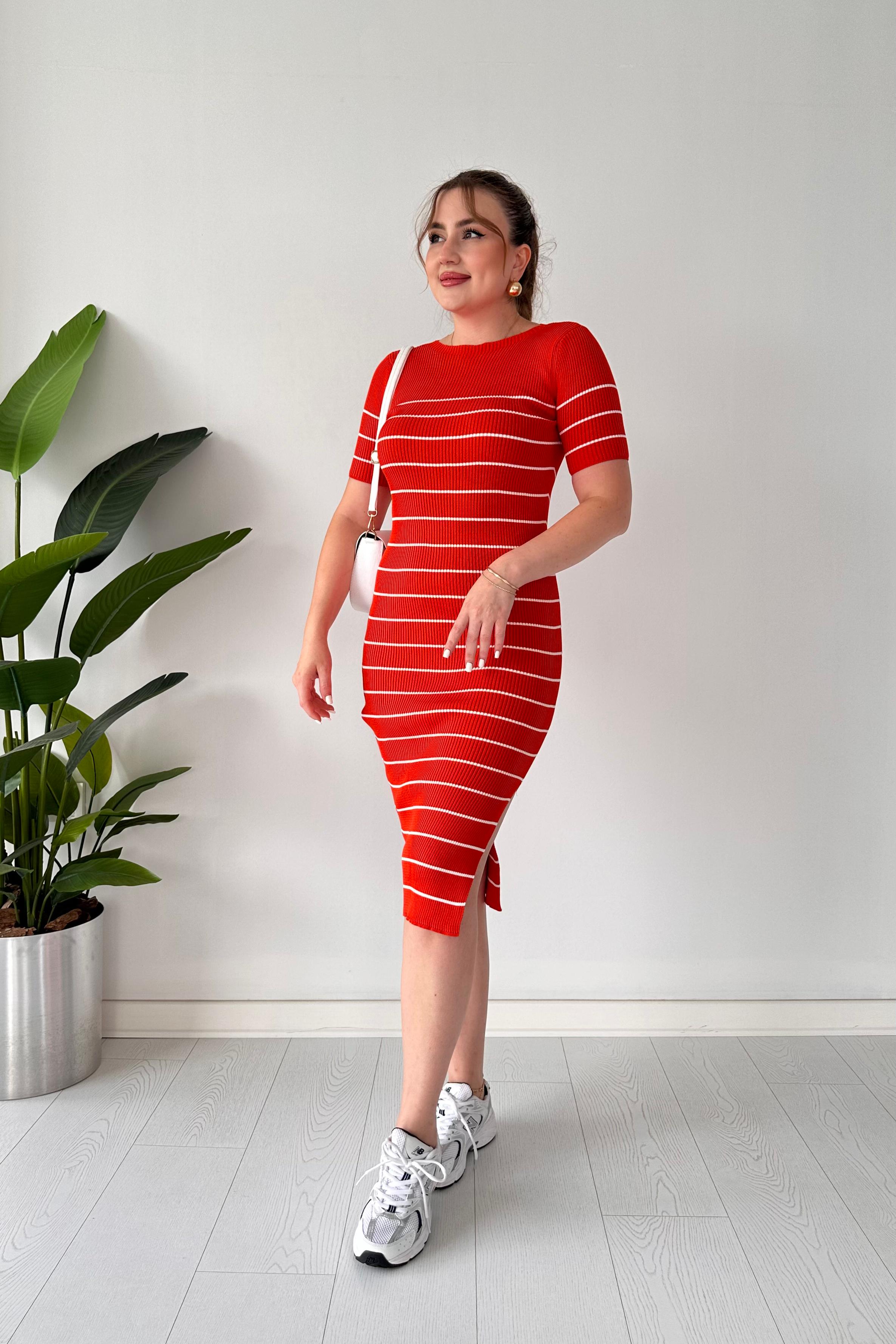 Çizgili Triko Elbise