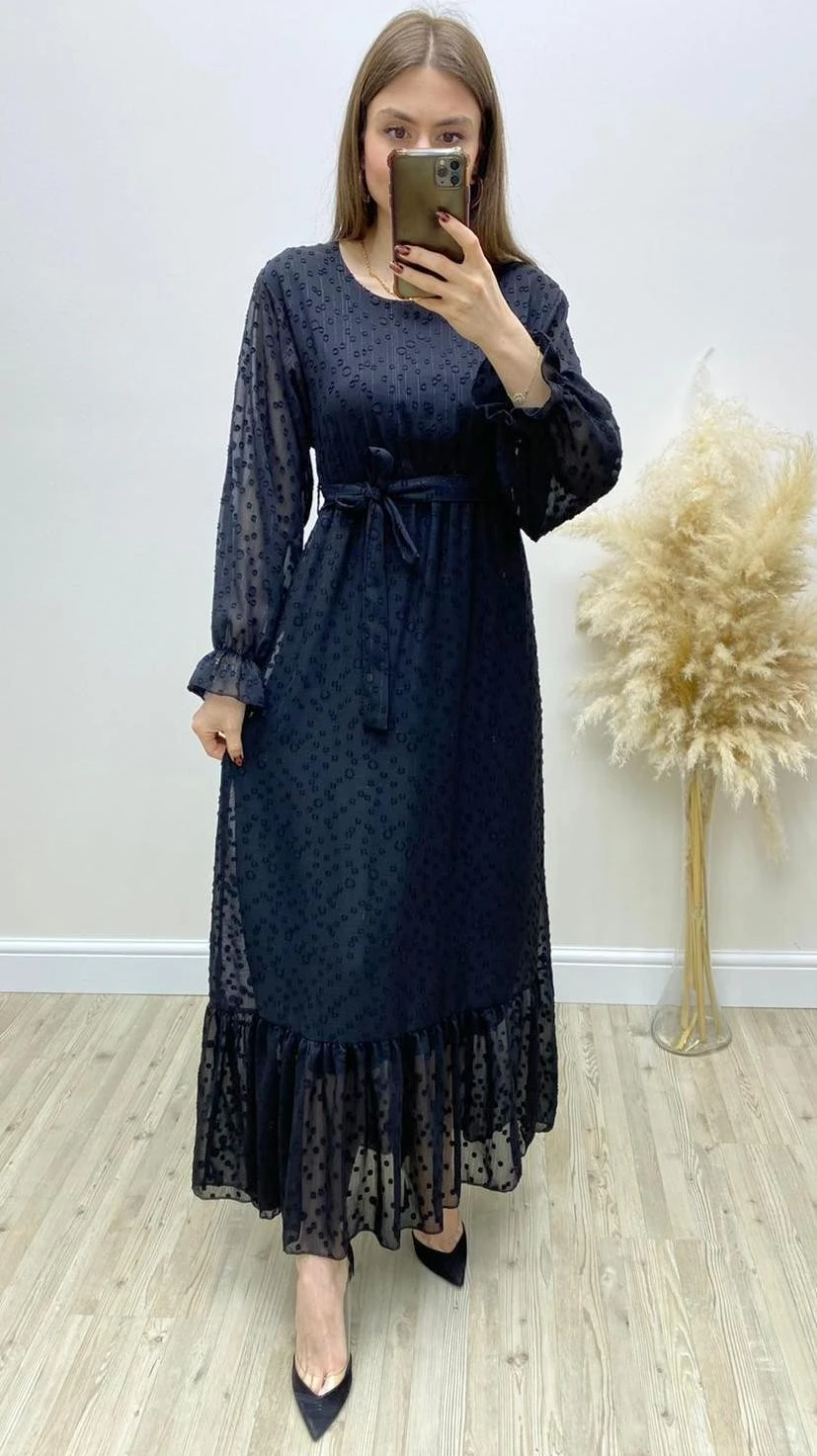 Maksi Kabartmalı Şifon Elbise Siyah