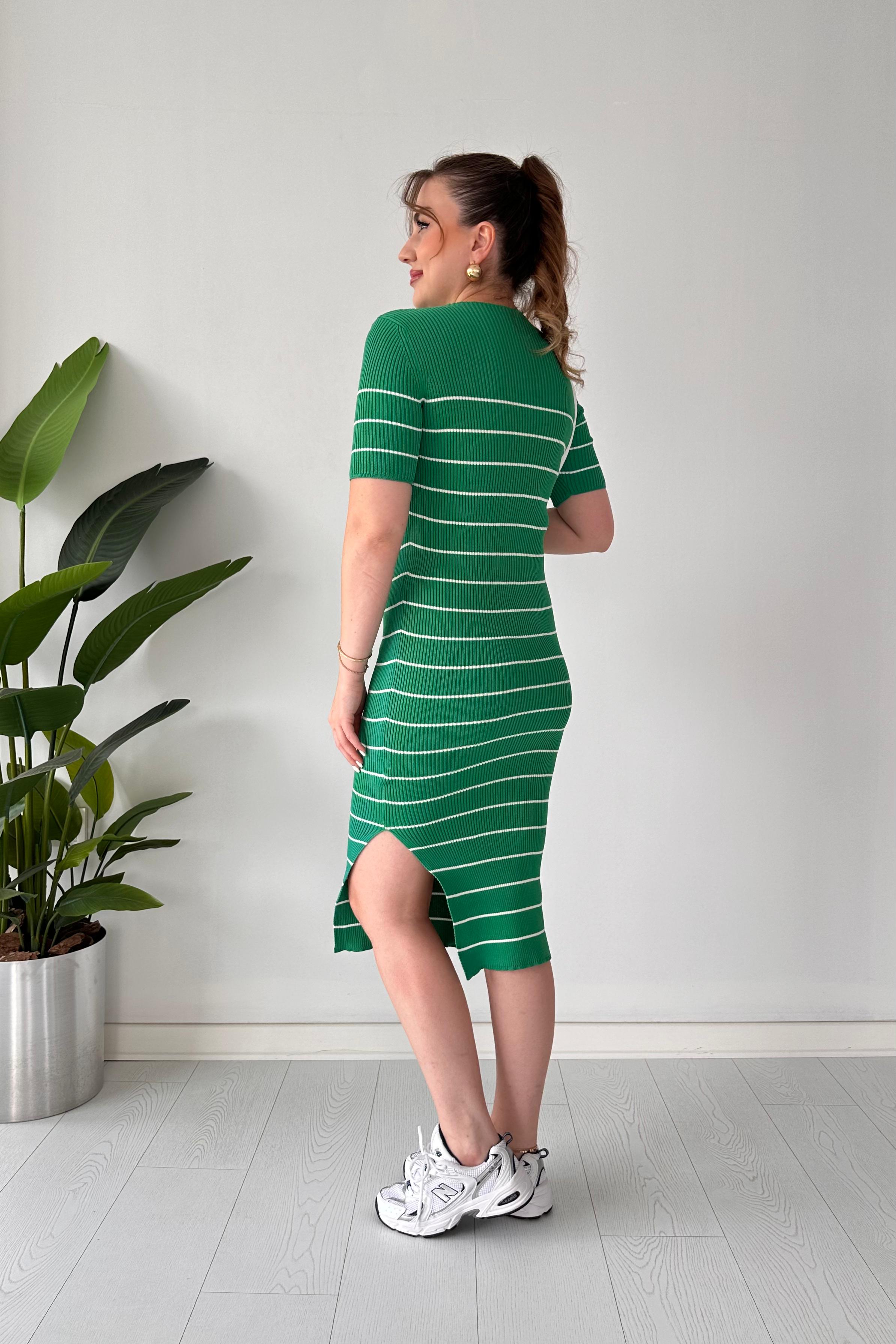 Çizgili Triko Elbise