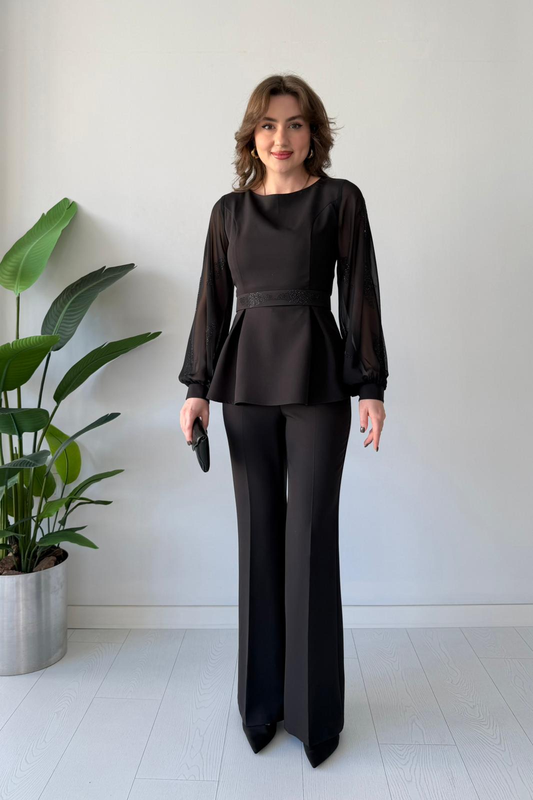 Kolları Işıltılı Tasarım Takım