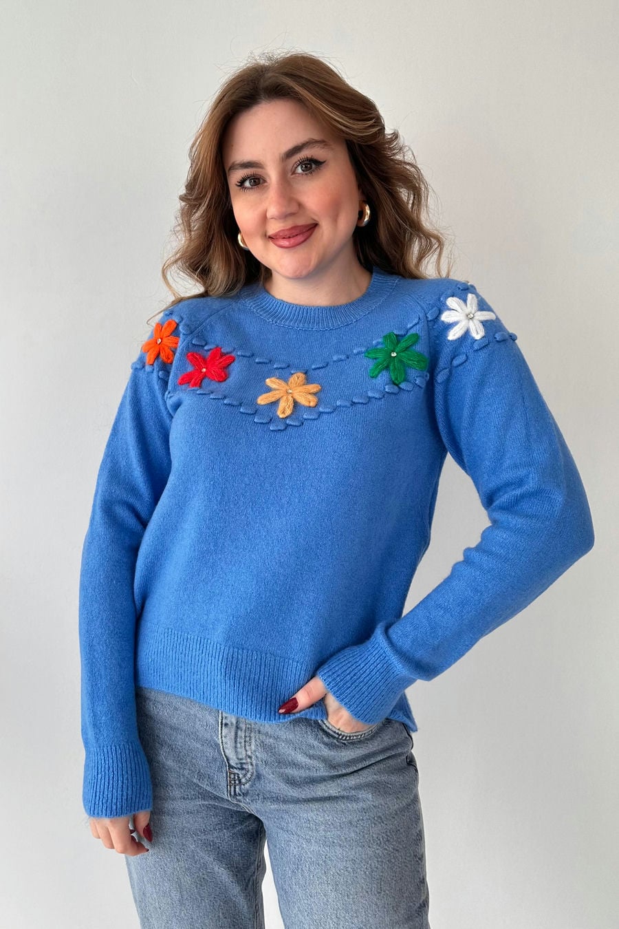 Renkli Nakışlı Yumoş Kazak