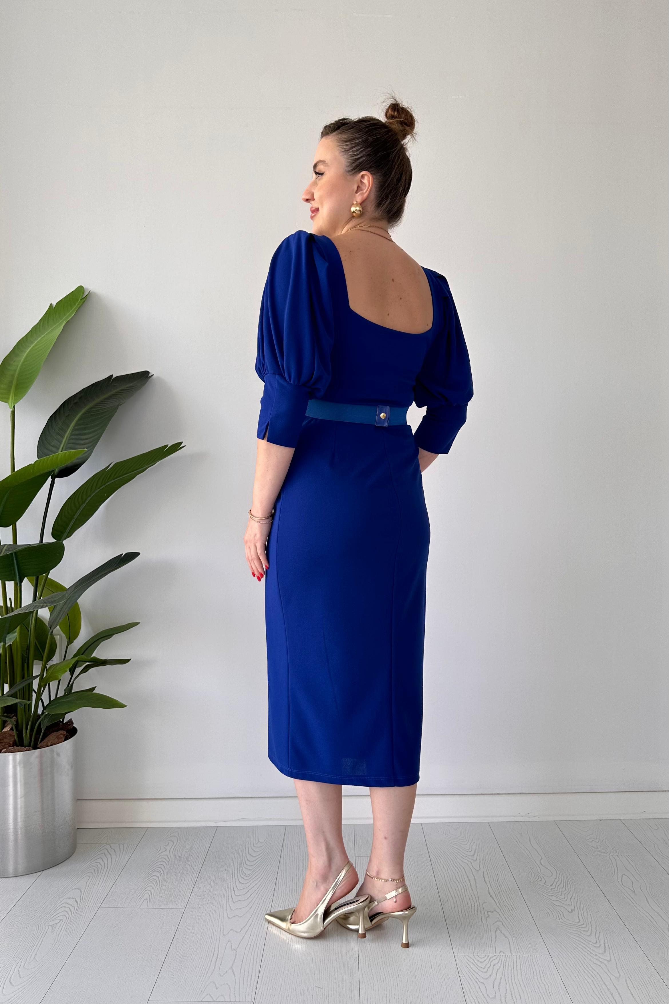 Döngü Kemer Krep Elbise